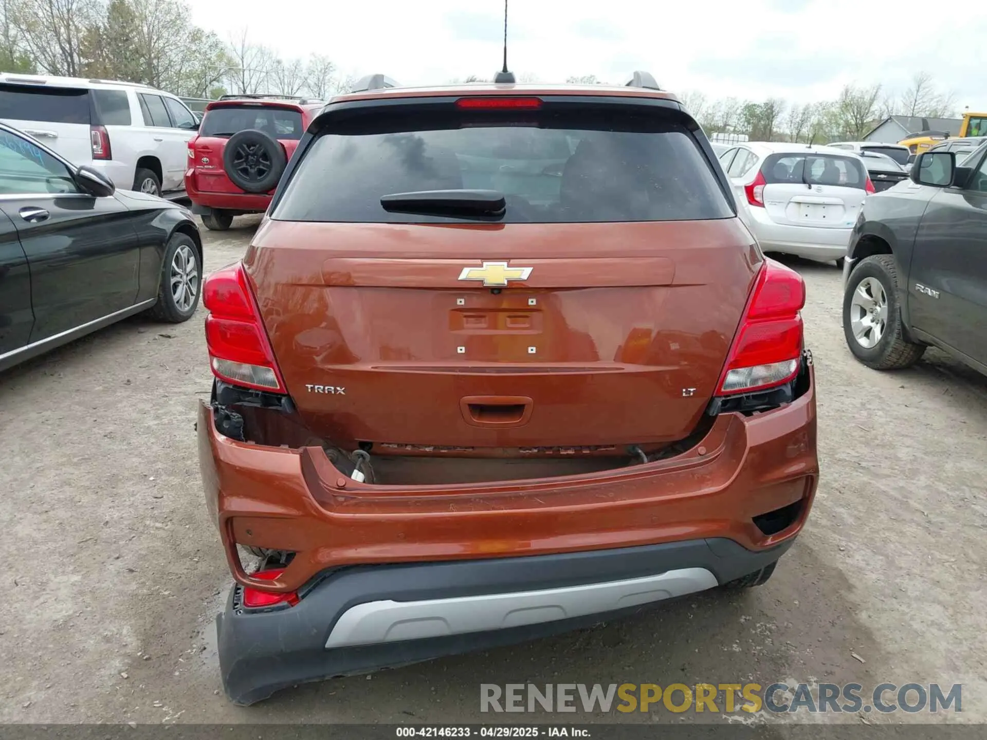 16 Photograph of a damaged car 3GNCJLSB1KL237491 CHEVROLET TRAX 2019