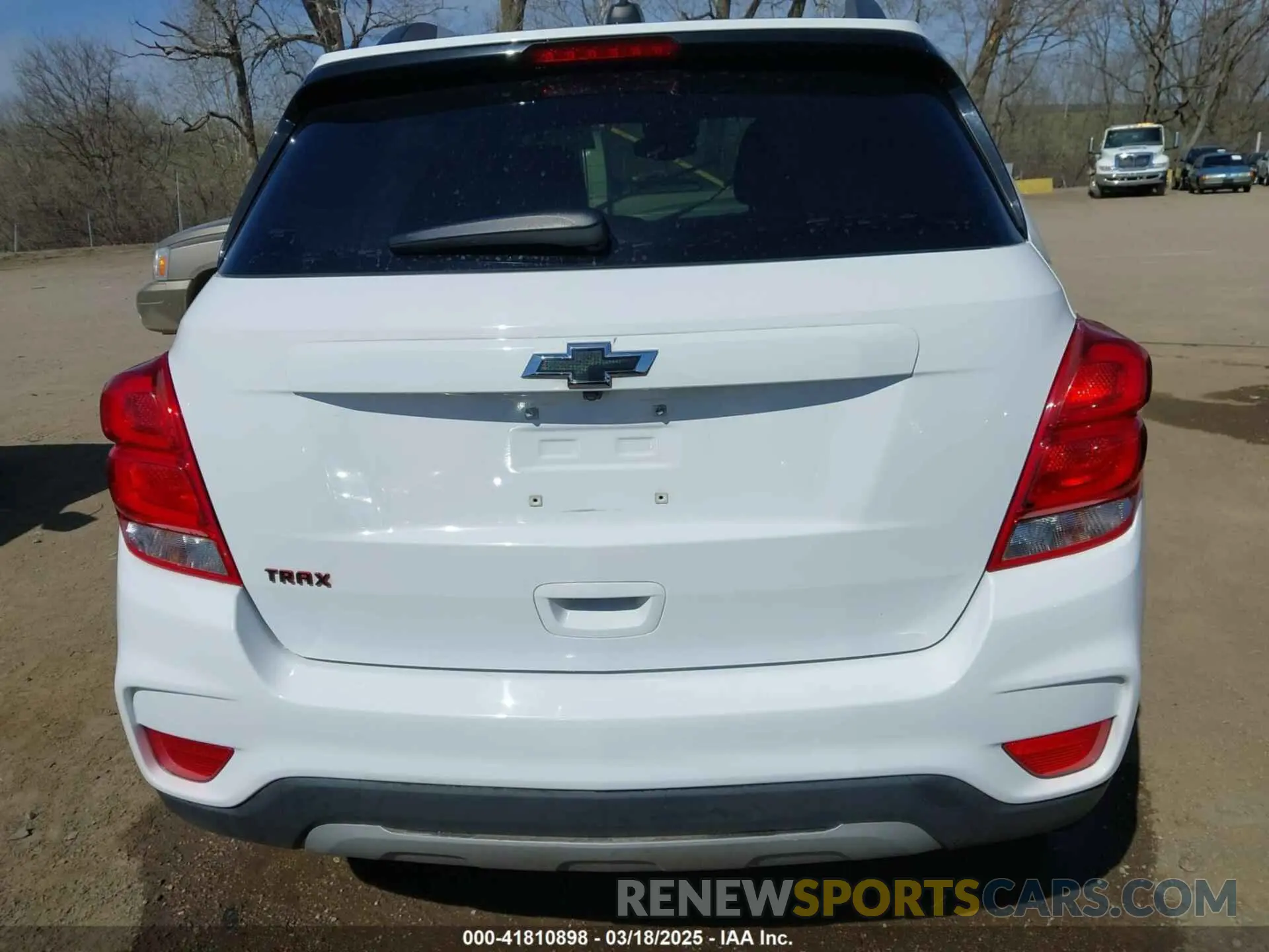 16 Photograph of a damaged car 3GNCJLSB1KL266604 CHEVROLET TRAX 2019