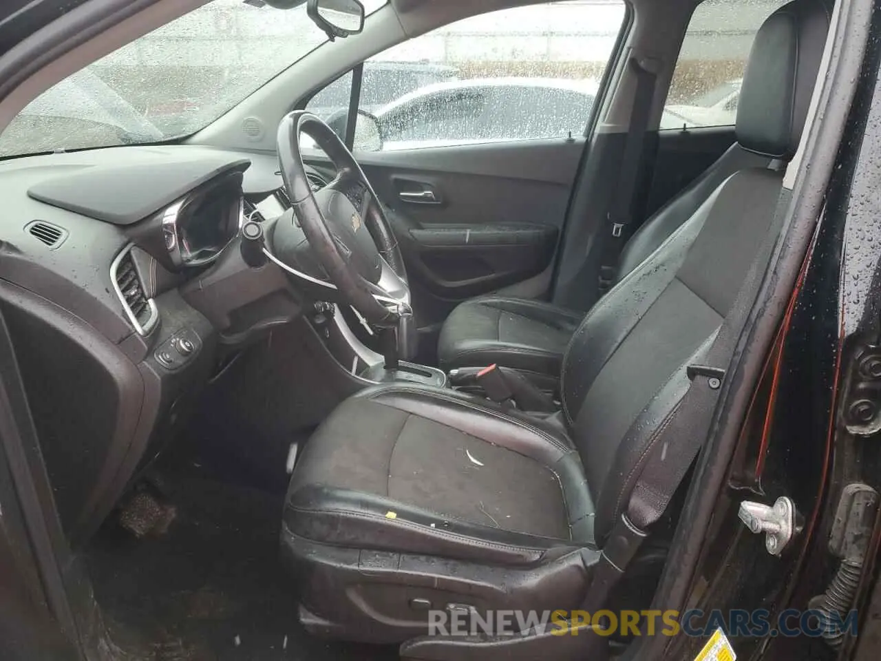 7 Photograph of a damaged car 3GNCJLSB1KL298369 CHEVROLET TRAX 2019