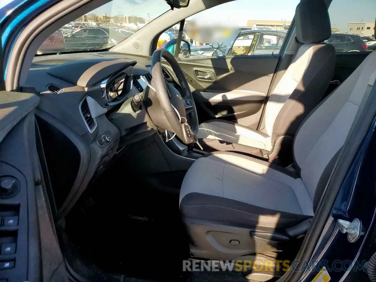 7 Photograph of a damaged car 3GNCJLSB1KL400544 CHEVROLET TRAX 2019