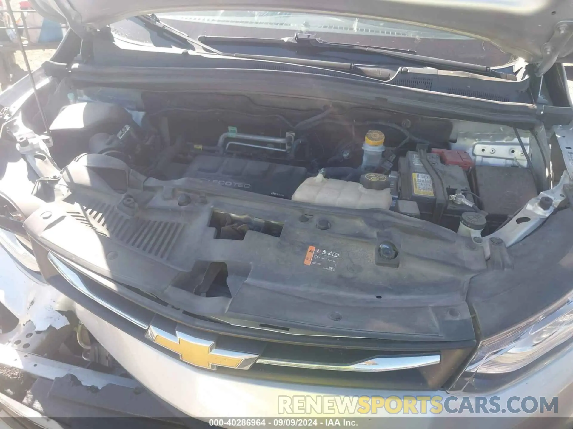 10 Photograph of a damaged car 3GNCJLSB1KL403766 CHEVROLET TRAX 2019