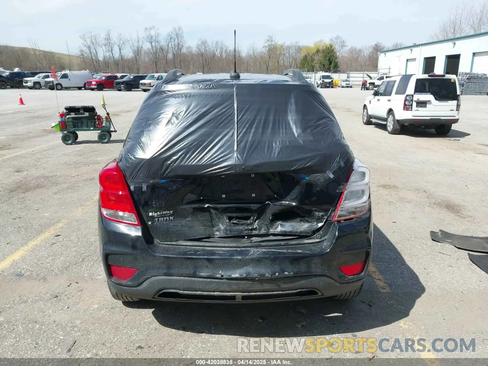 16 Photograph of a damaged car 3GNCJLSB2KL141661 CHEVROLET TRAX 2019