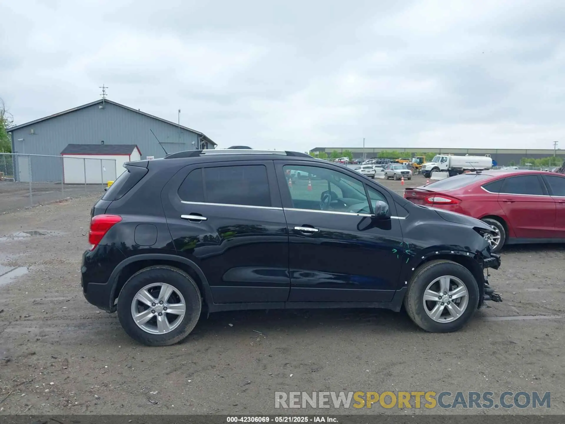 14 Photograph of a damaged car 3GNCJLSB2KL212115 CHEVROLET TRAX 2019