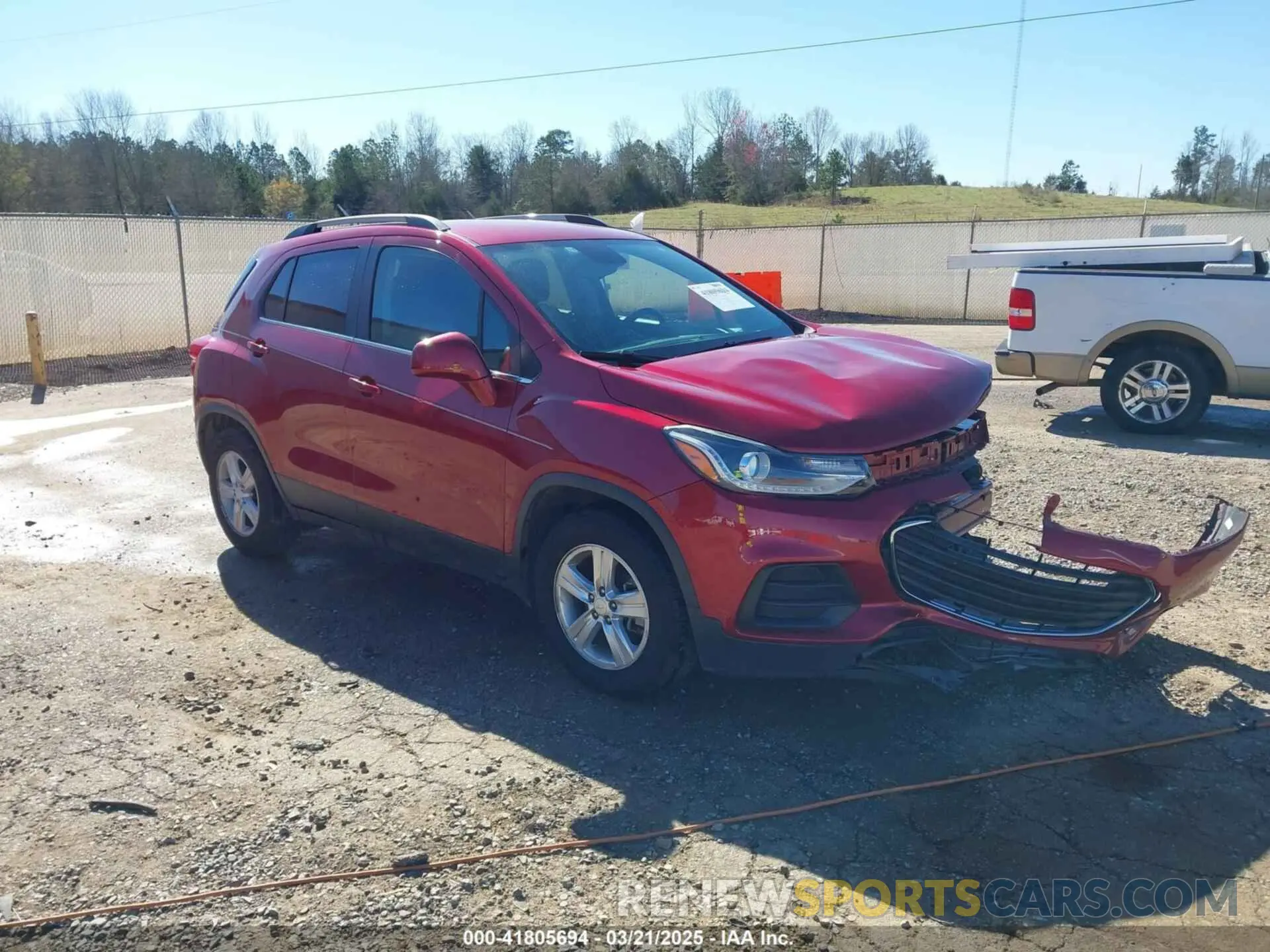 1 Photograph of a damaged car 3GNCJLSB2KL221428 CHEVROLET TRAX 2019