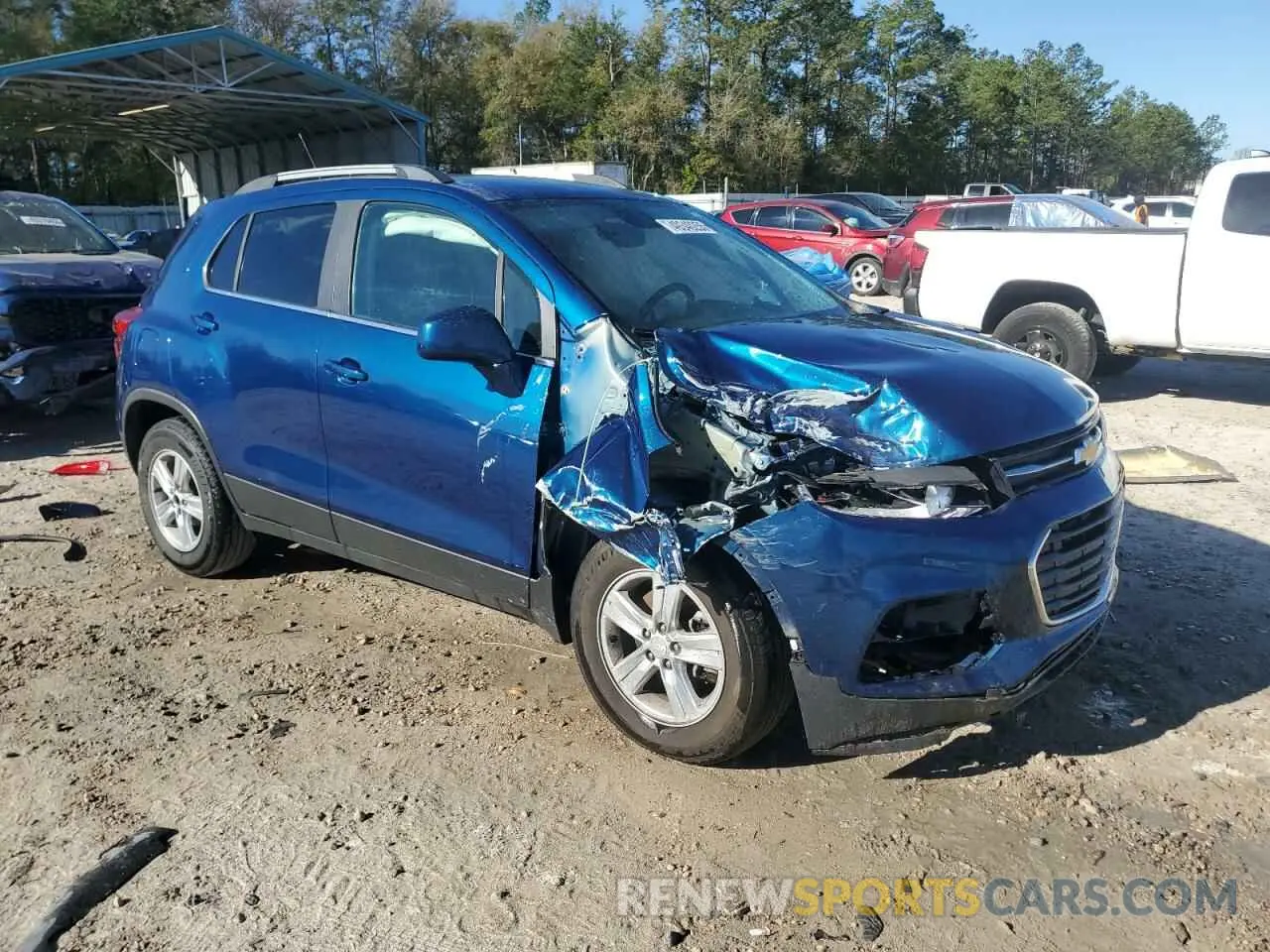 4 Photograph of a damaged car 3GNCJLSB2KL256566 CHEVROLET TRAX 2019