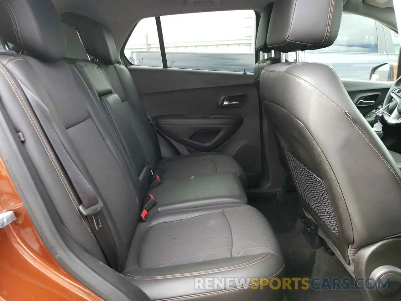11 Photograph of a damaged car 3GNCJLSB2KL264070 CHEVROLET TRAX 2019