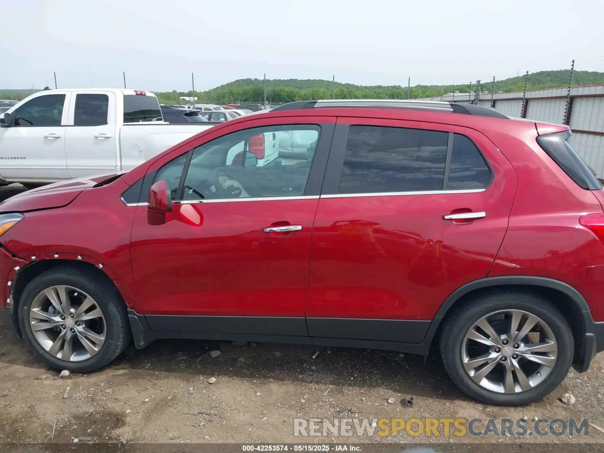 15 Photograph of a damaged car 3GNCJLSB2KL288059 CHEVROLET TRAX 2019