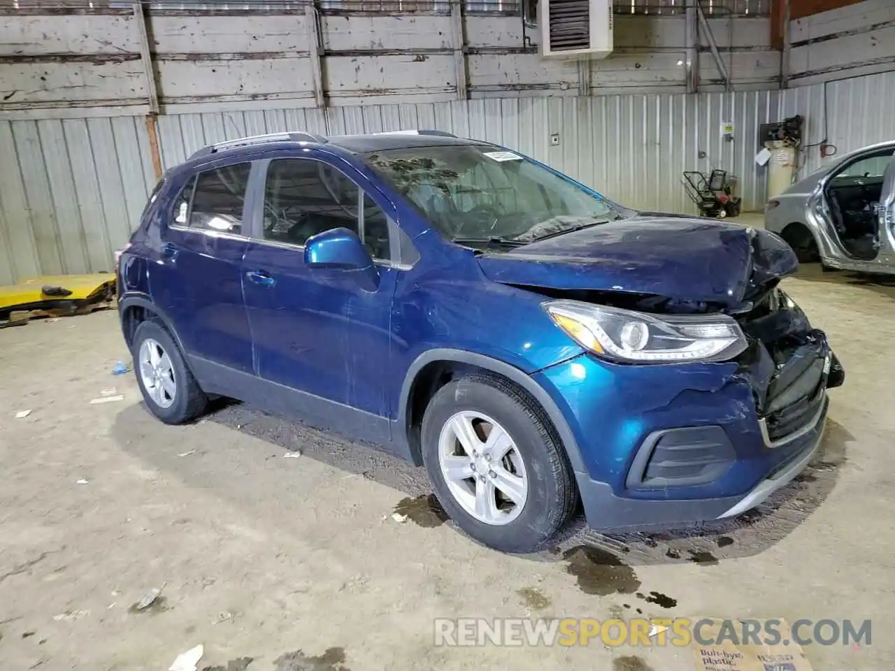 4 Photograph of a damaged car 3GNCJLSB2KL328138 CHEVROLET TRAX 2019