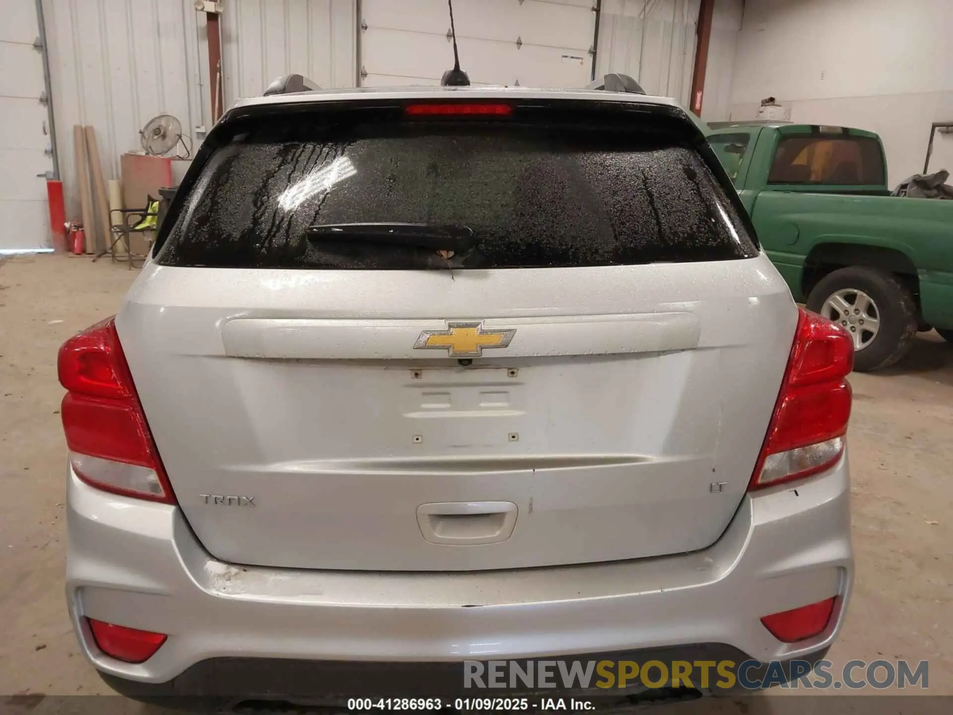 16 Photograph of a damaged car 3GNCJLSB3KL280097 CHEVROLET TRAX 2019