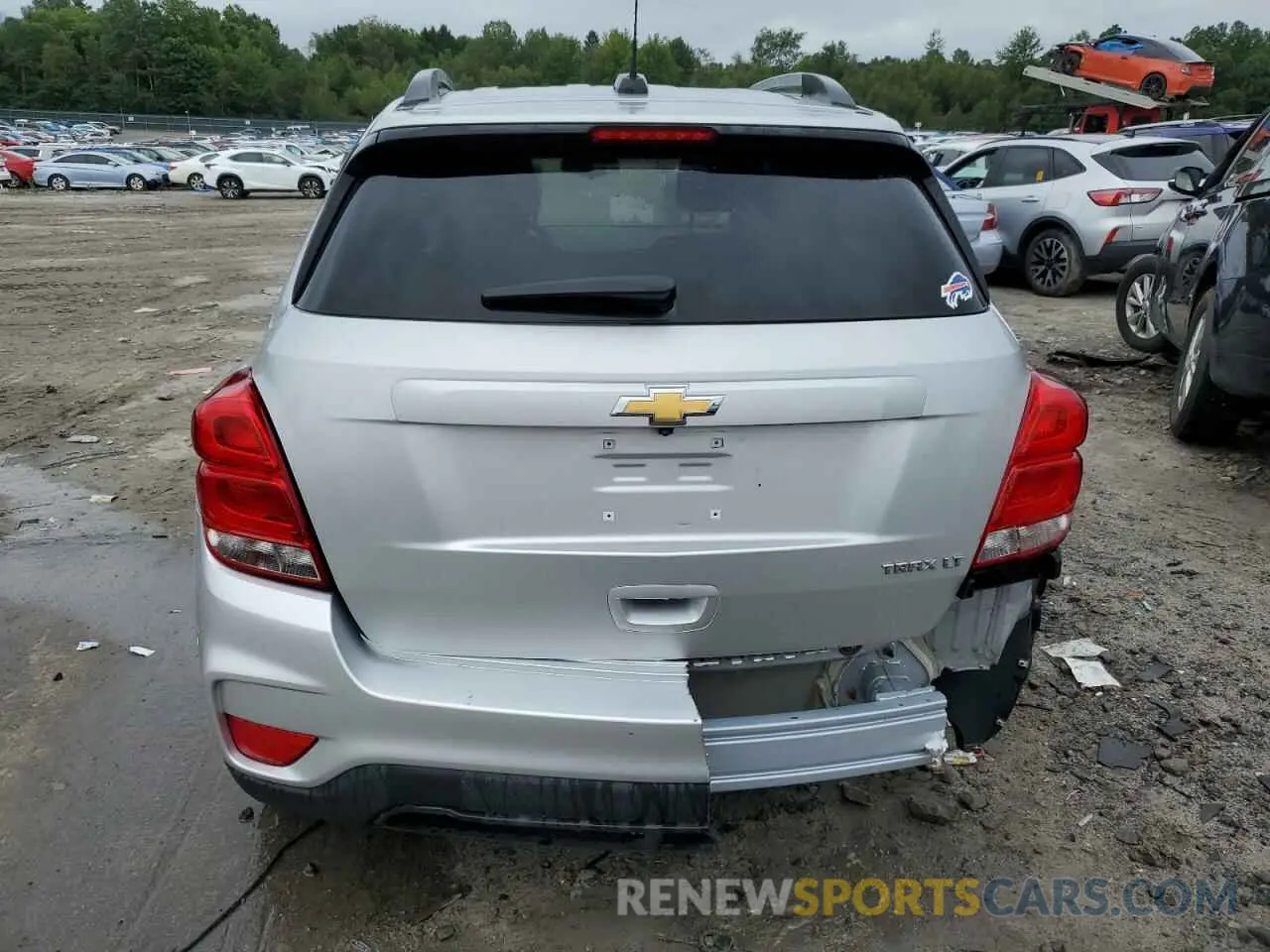6 Photograph of a damaged car 3GNCJLSB3KL280326 CHEVROLET TRAX 2019