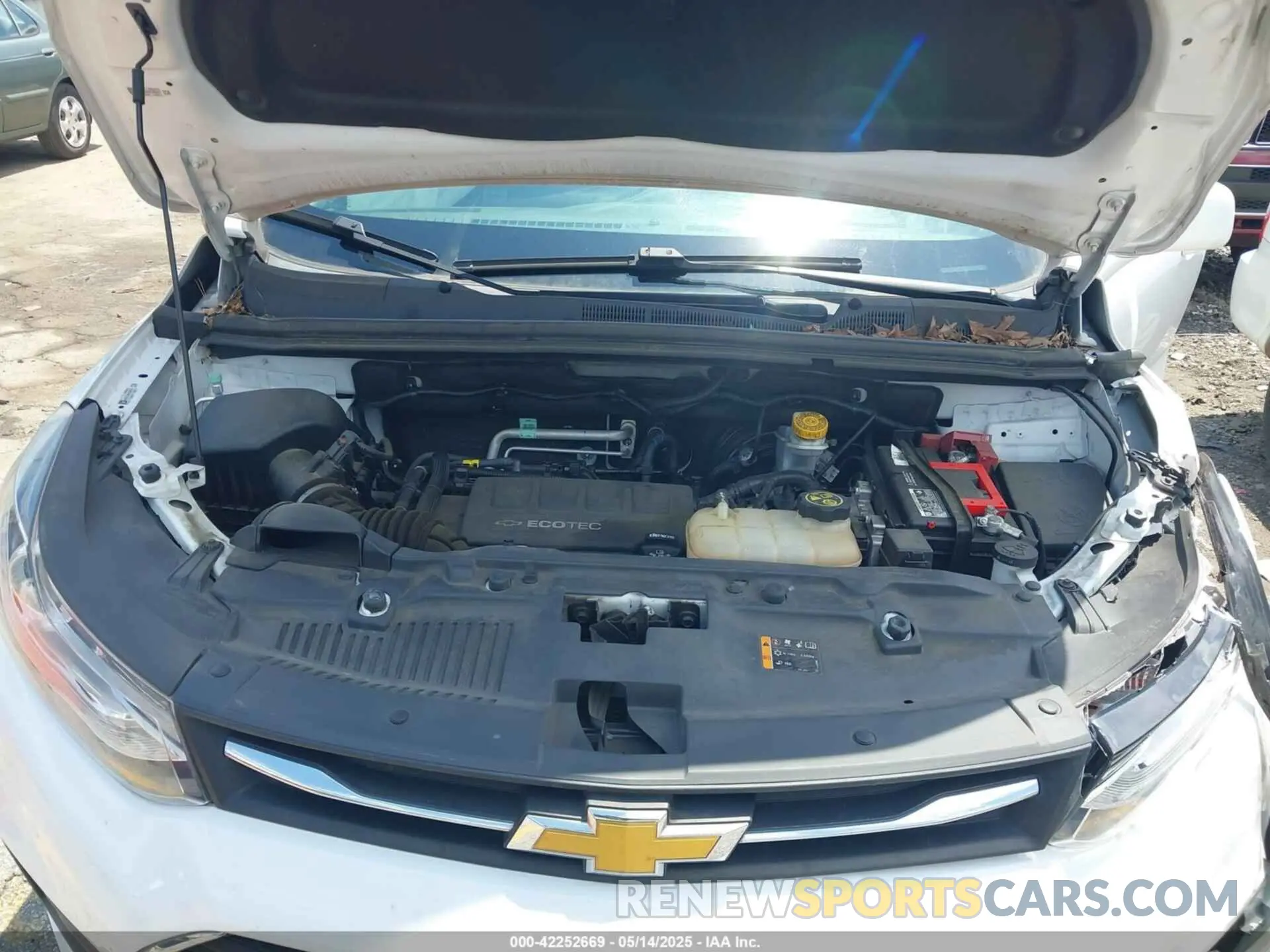 10 Photograph of a damaged car 3GNCJLSB3KL309534 CHEVROLET TRAX 2019