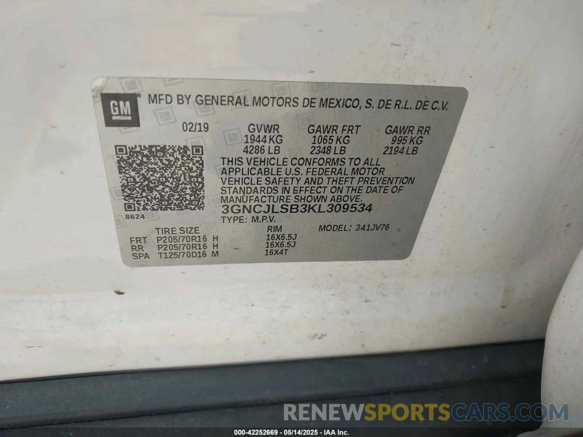9 Photograph of a damaged car 3GNCJLSB3KL309534 CHEVROLET TRAX 2019