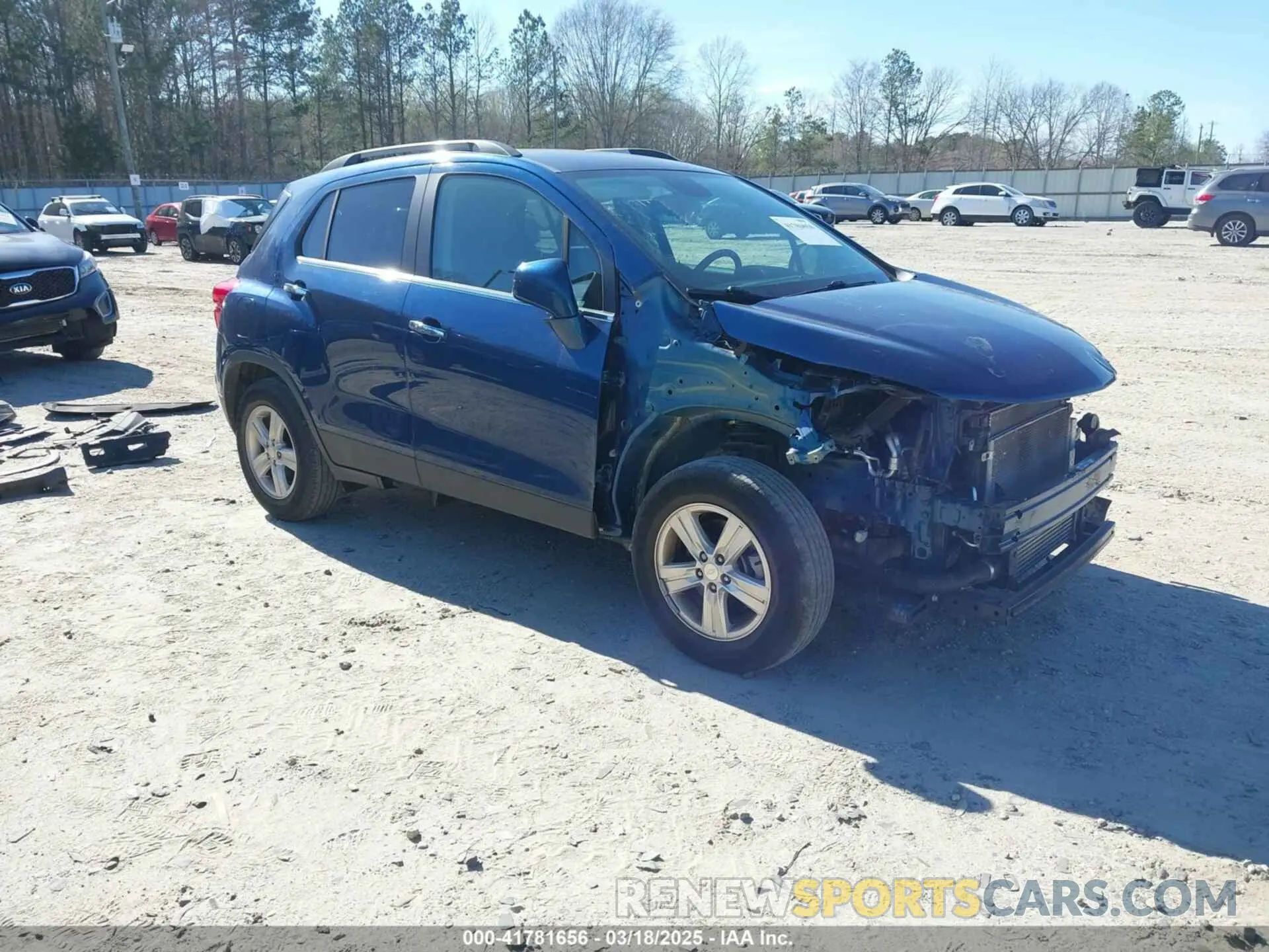 1 Photograph of a damaged car 3GNCJLSB3KL347698 CHEVROLET TRAX 2019