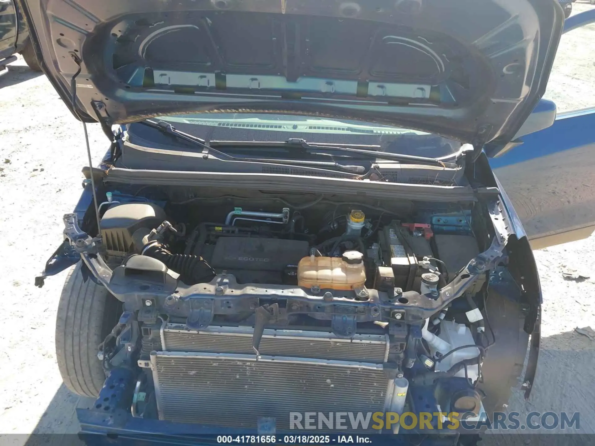 10 Photograph of a damaged car 3GNCJLSB3KL347698 CHEVROLET TRAX 2019