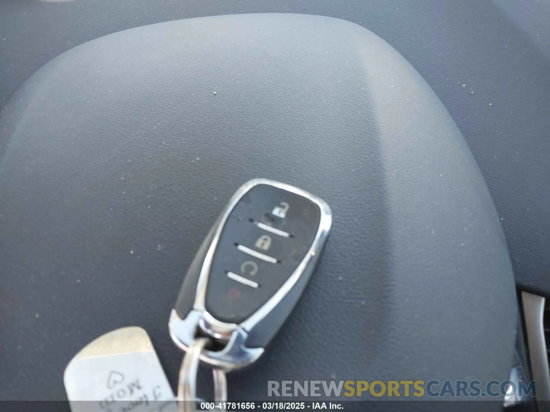 11 Photograph of a damaged car 3GNCJLSB3KL347698 CHEVROLET TRAX 2019