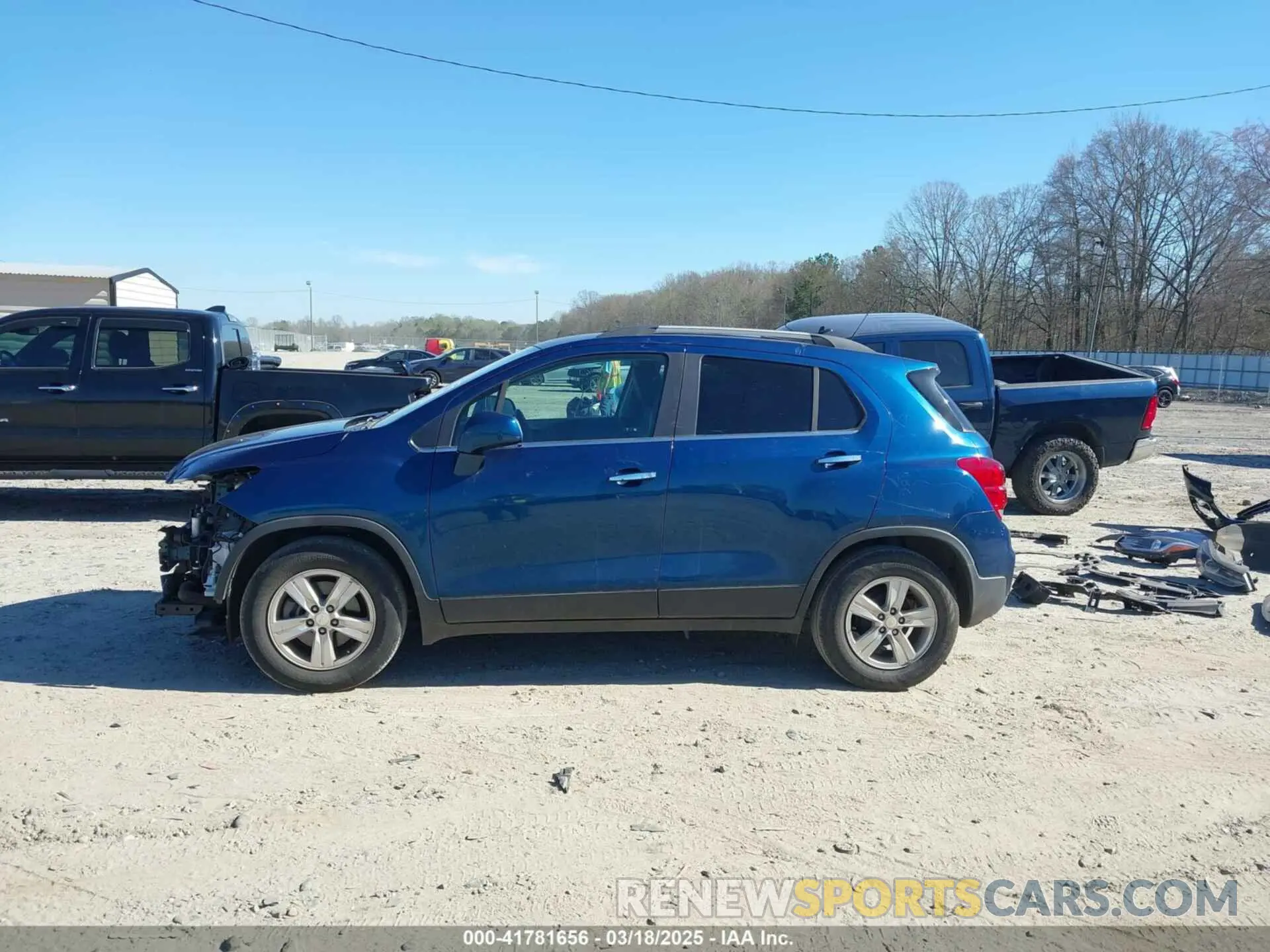 15 Photograph of a damaged car 3GNCJLSB3KL347698 CHEVROLET TRAX 2019