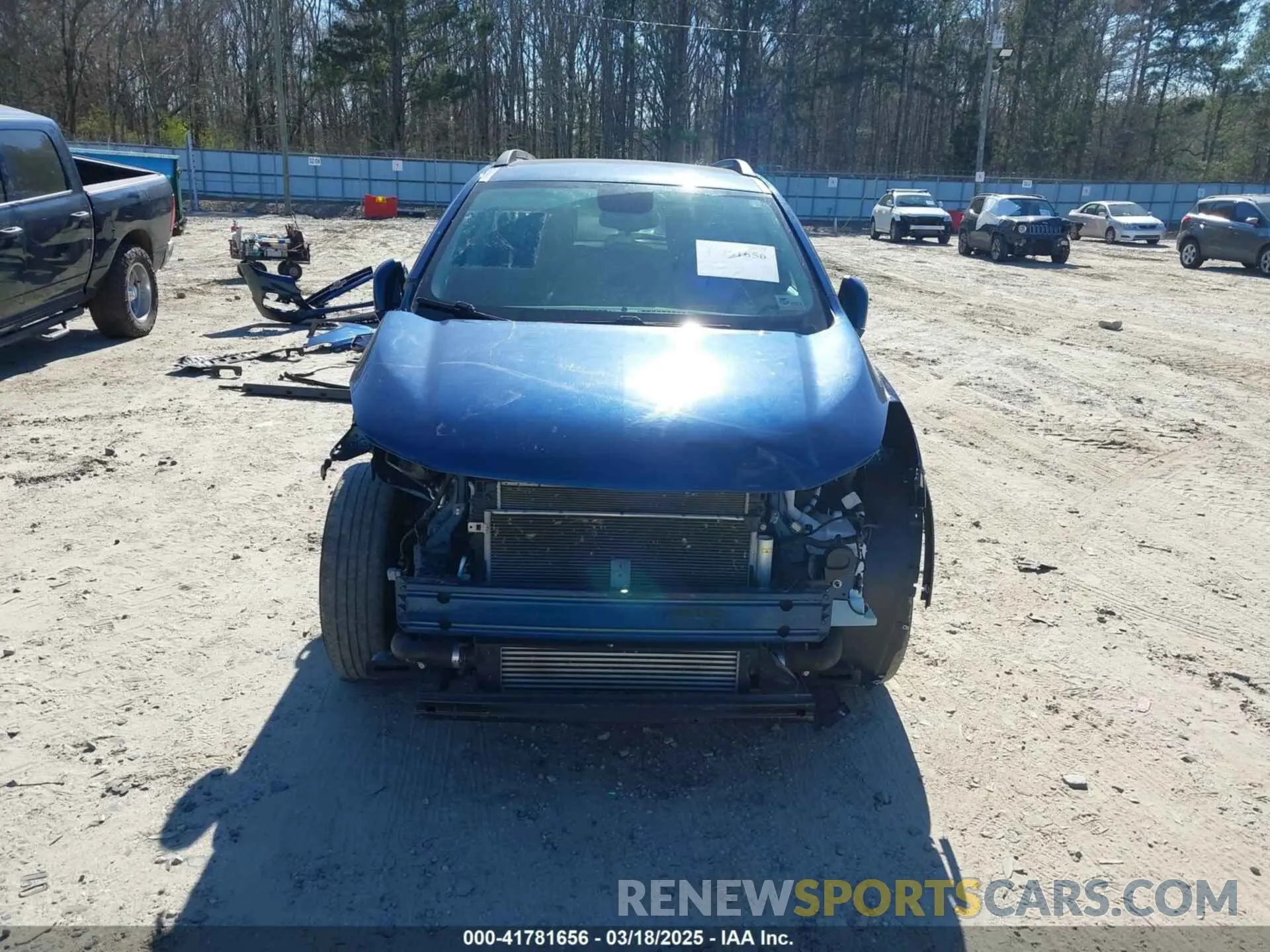 6 Photograph of a damaged car 3GNCJLSB3KL347698 CHEVROLET TRAX 2019
