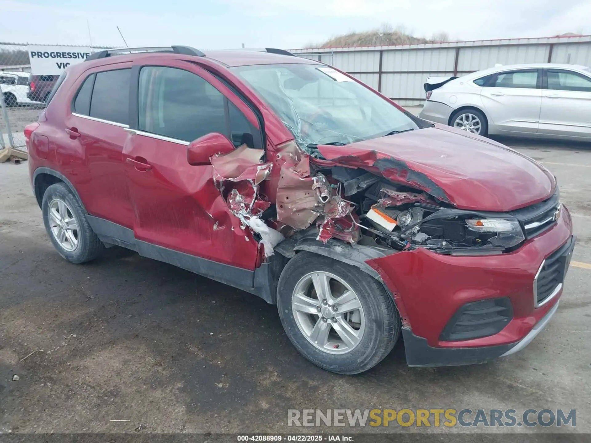 1 Photograph of a damaged car 3GNCJLSB3KL383083 CHEVROLET TRAX 2019