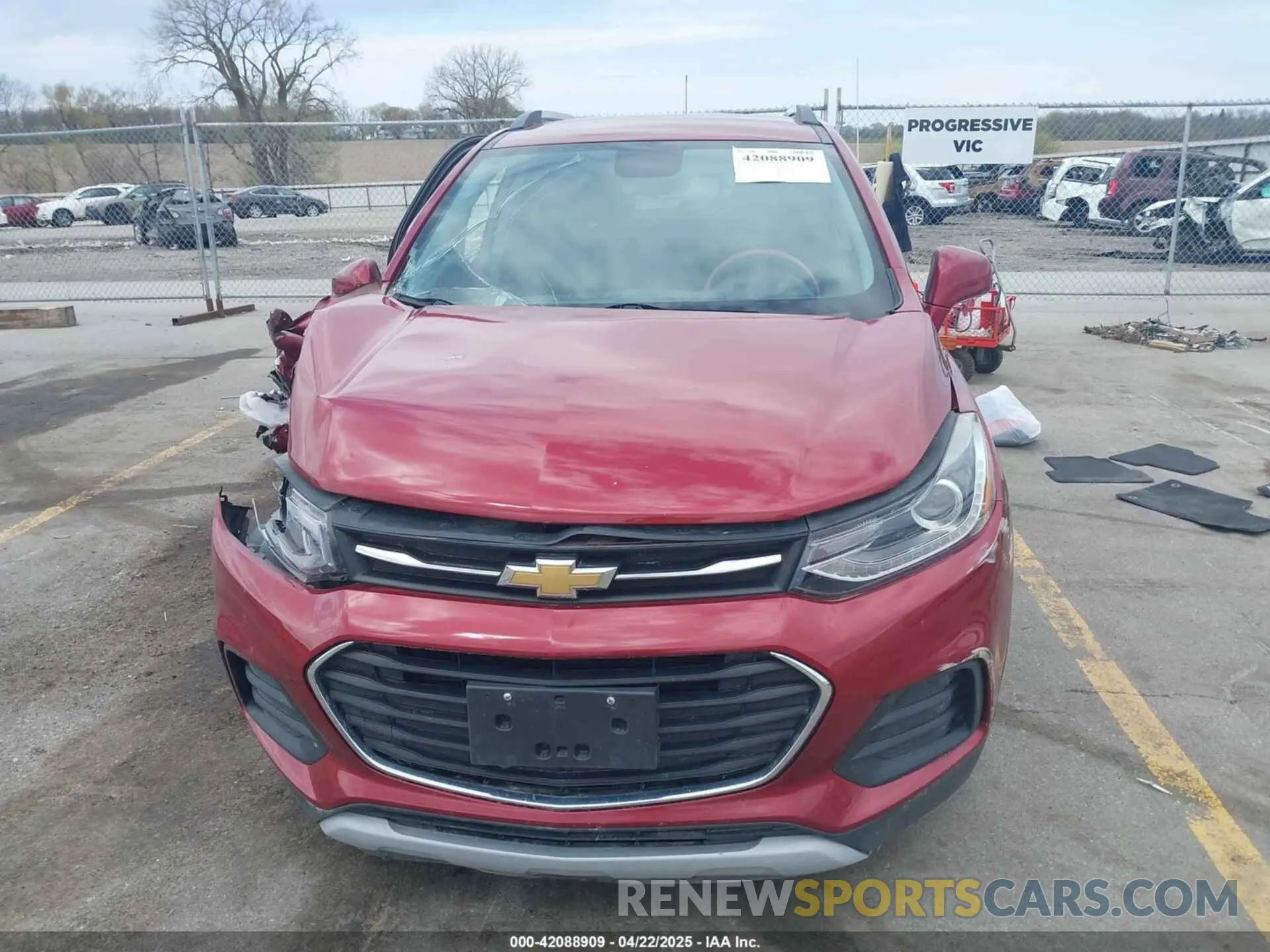 12 Photograph of a damaged car 3GNCJLSB3KL383083 CHEVROLET TRAX 2019