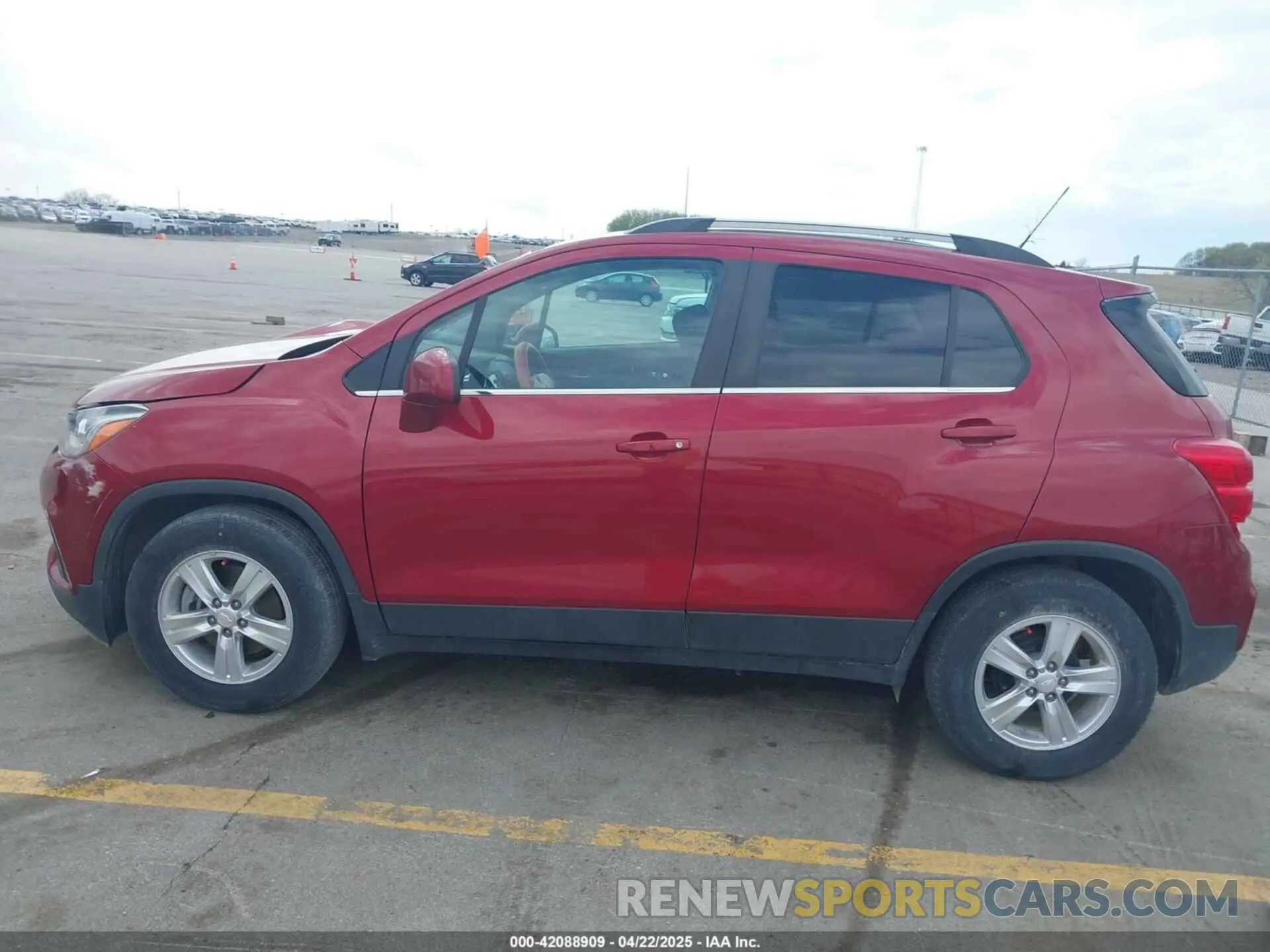 14 Photograph of a damaged car 3GNCJLSB3KL383083 CHEVROLET TRAX 2019