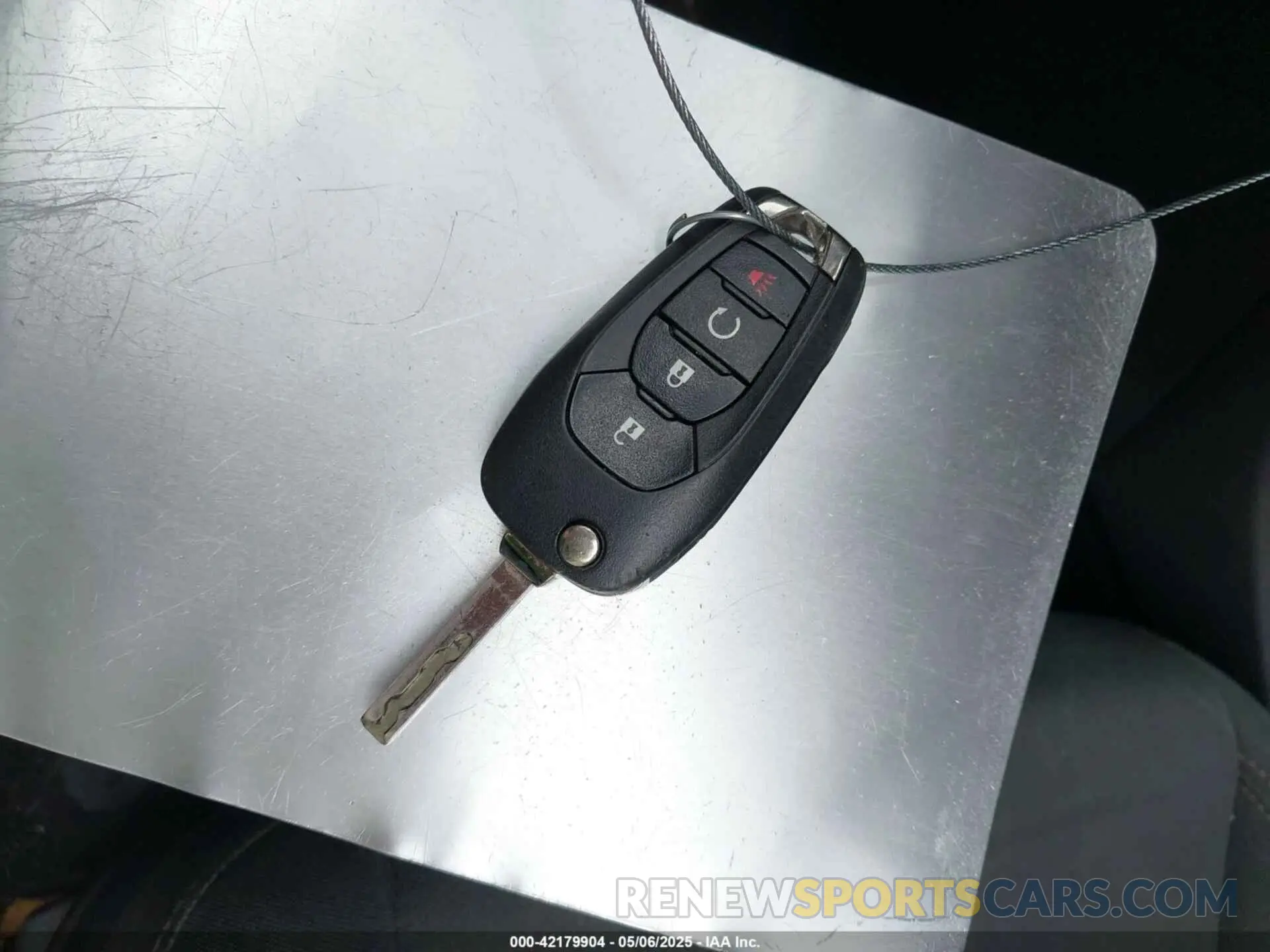 11 Photograph of a damaged car 3GNCJLSB4KL256651 CHEVROLET TRAX 2019