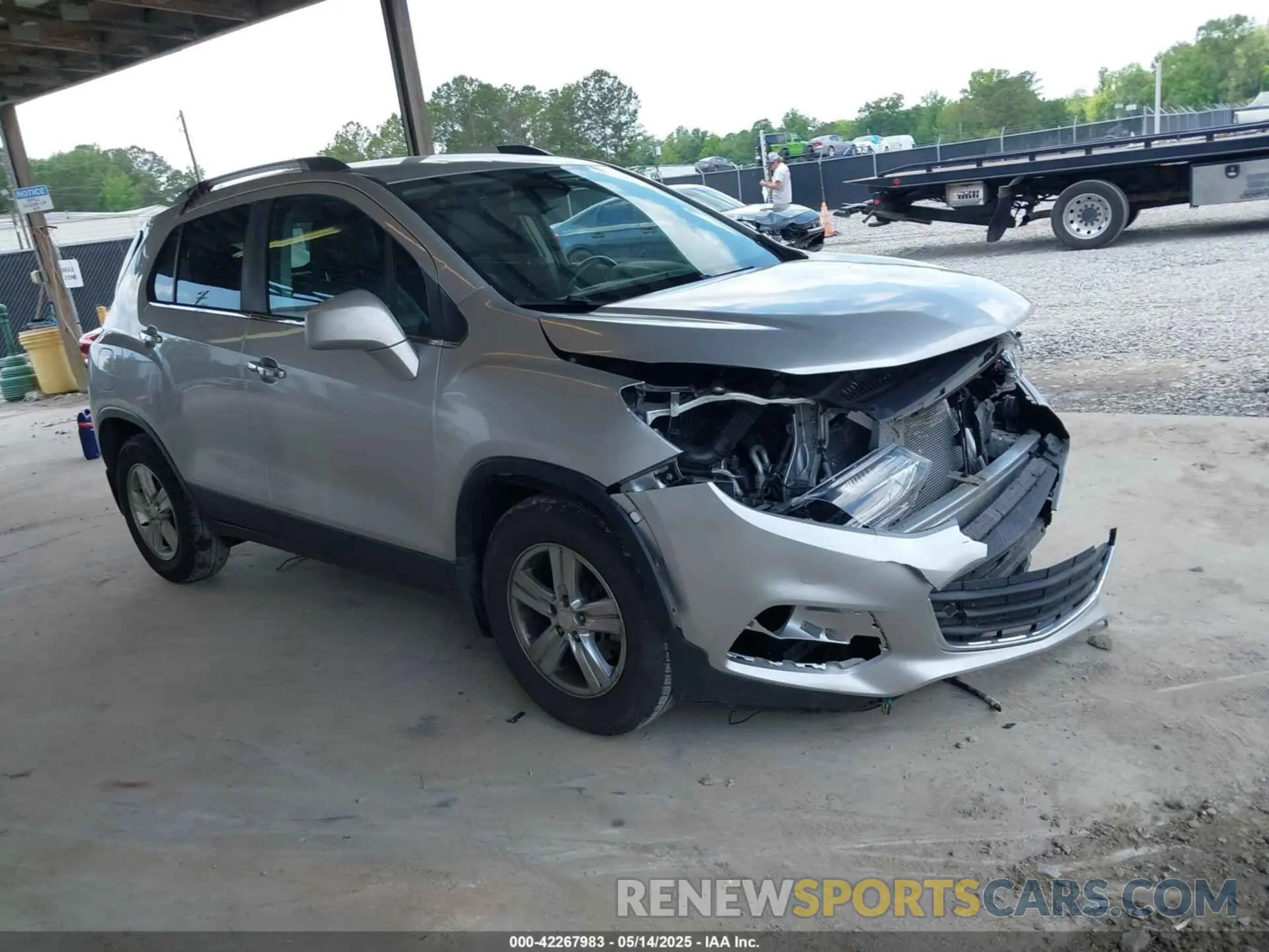 1 Photograph of a damaged car 3GNCJLSB5KL164609 CHEVROLET TRAX 2019