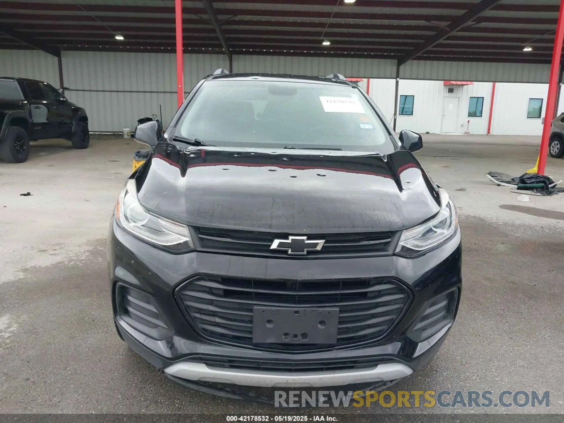 12 Photograph of a damaged car 3GNCJLSB5KL258165 CHEVROLET TRAX 2019