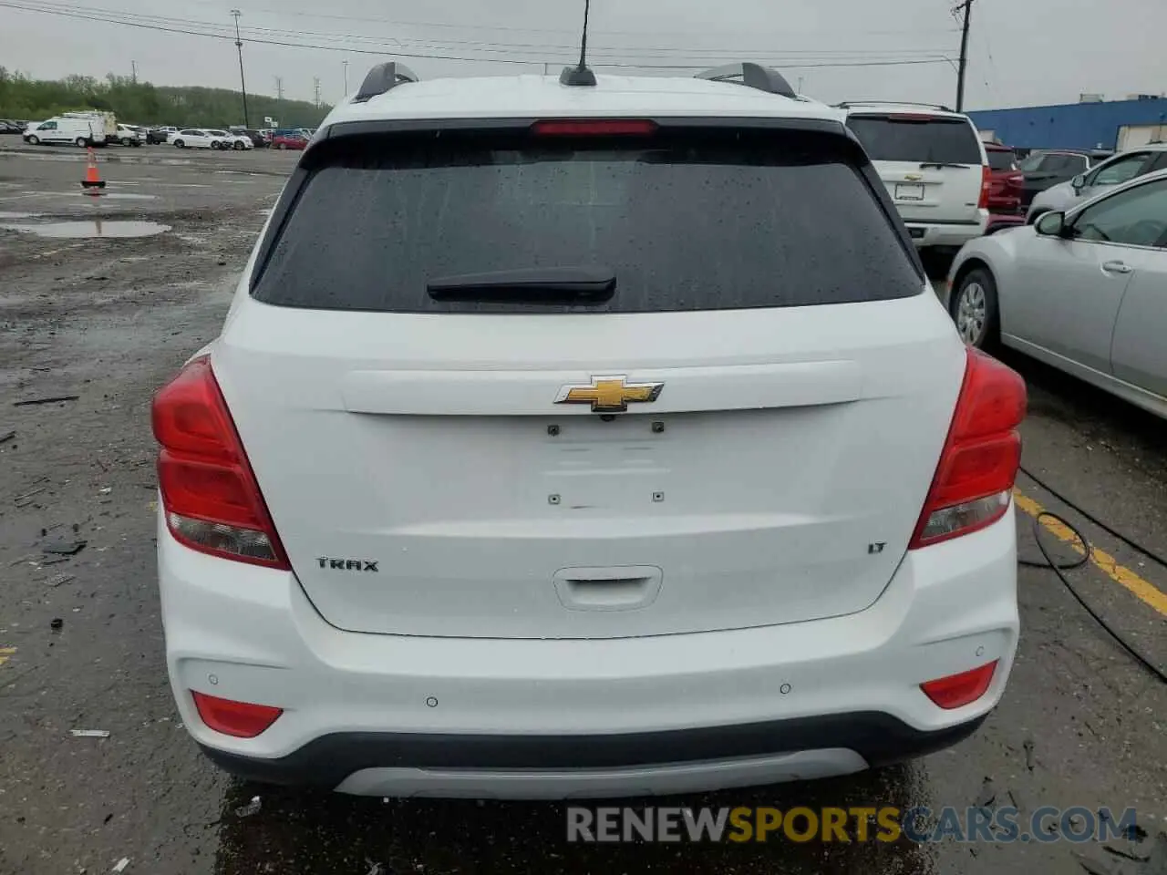 6 Photograph of a damaged car 3GNCJLSB5KL345550 CHEVROLET TRAX 2019
