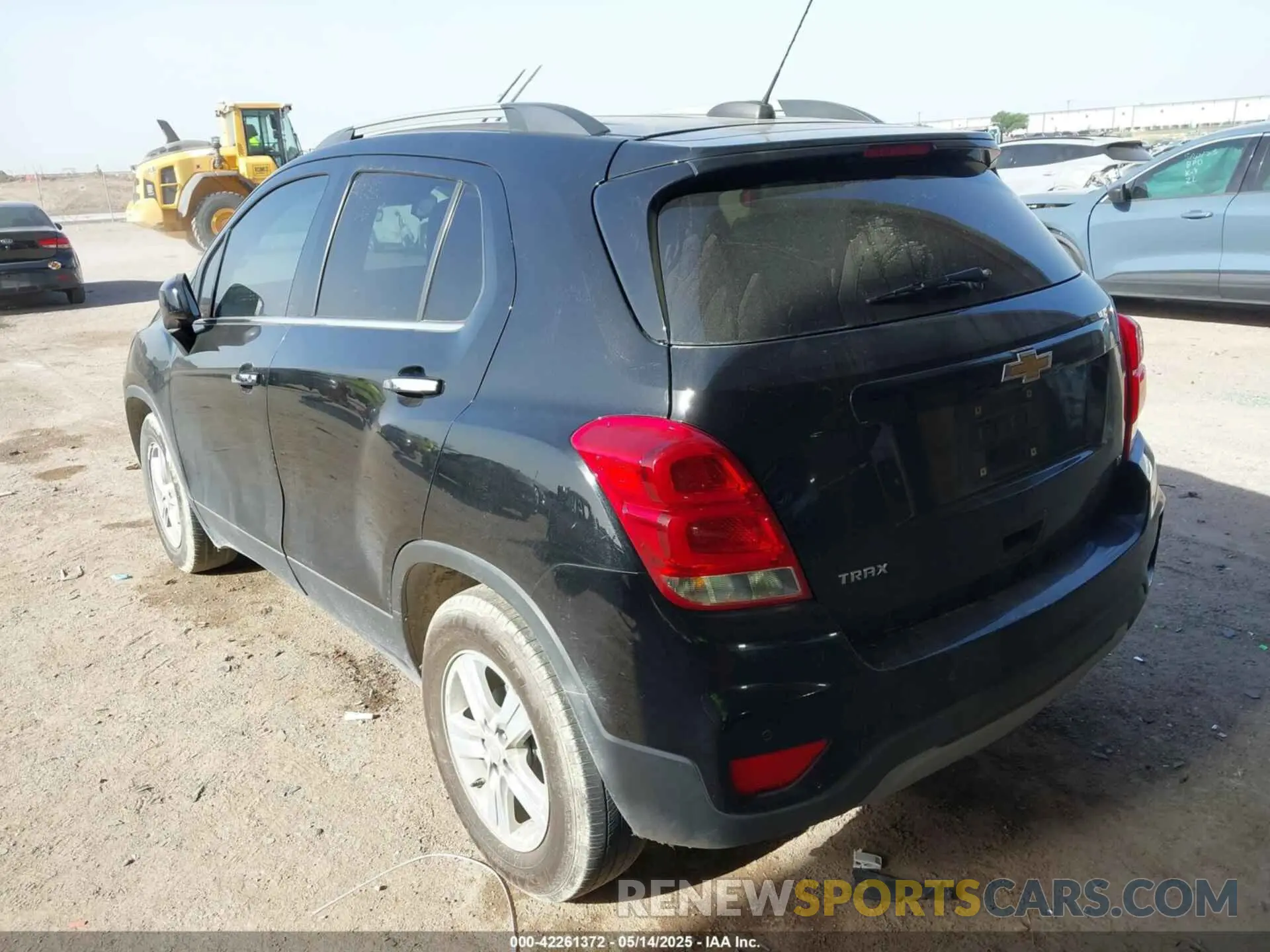 3 Photograph of a damaged car 3GNCJLSB5KL392562 CHEVROLET TRAX 2019