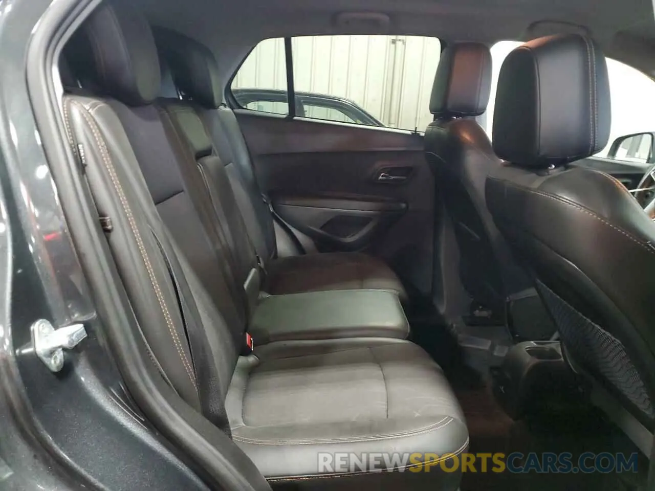 12 Photograph of a damaged car 3GNCJLSB6KL125382 CHEVROLET TRAX 2019