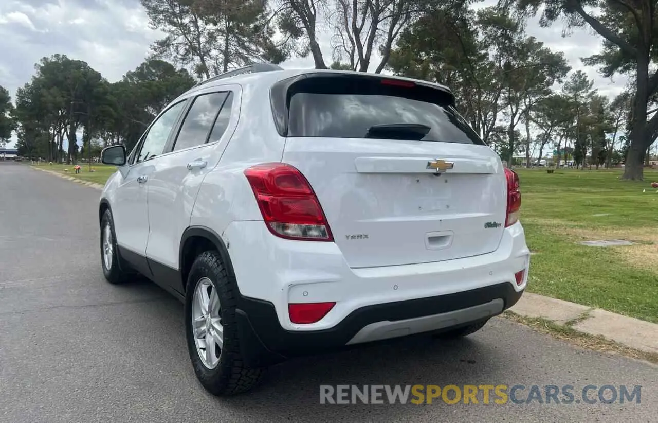 3 Photograph of a damaged car 3GNCJLSB6KL216684 CHEVROLET TRAX 2019