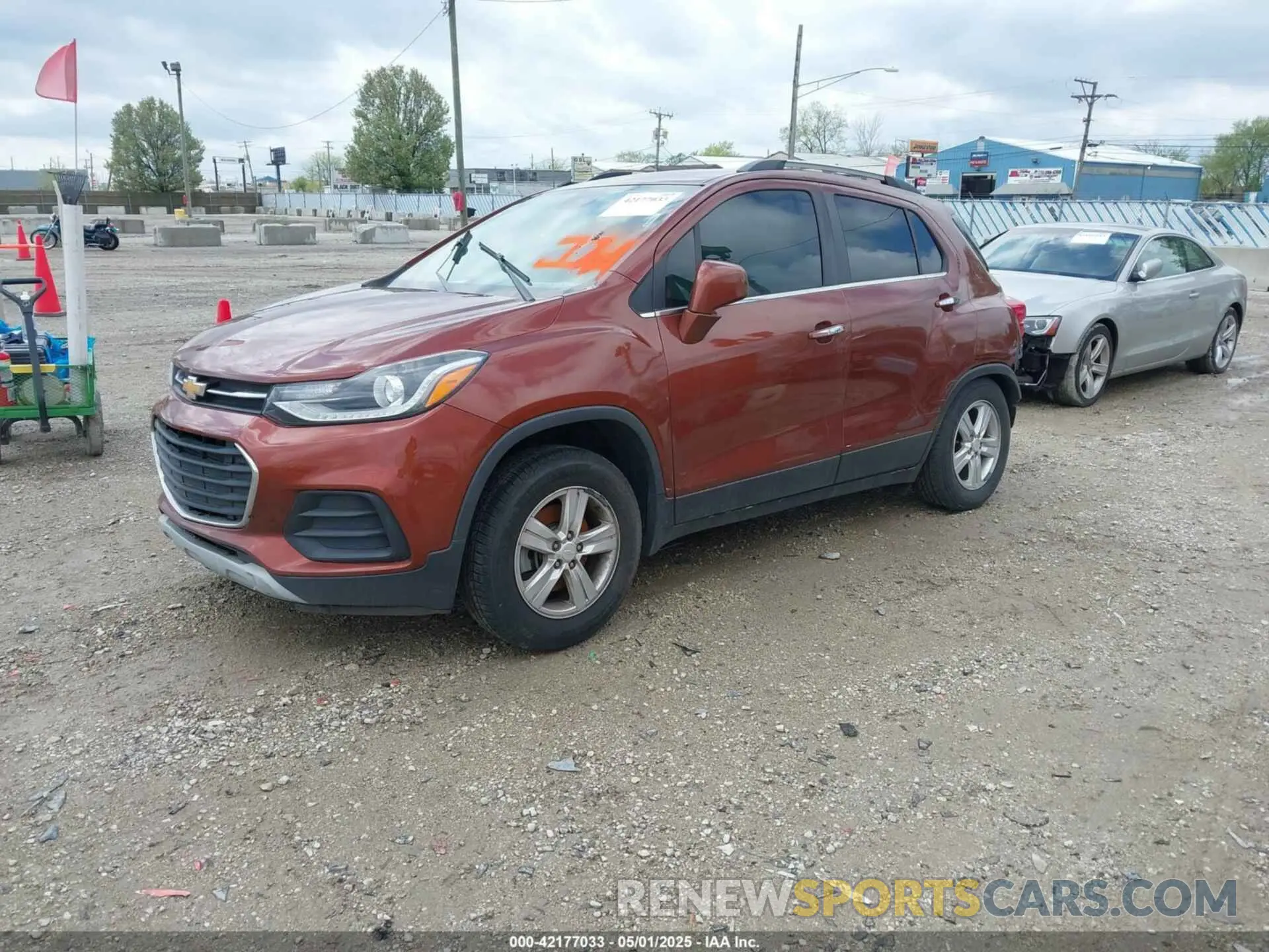 2 Photograph of a damaged car 3GNCJLSB6KL238085 CHEVROLET TRAX 2019