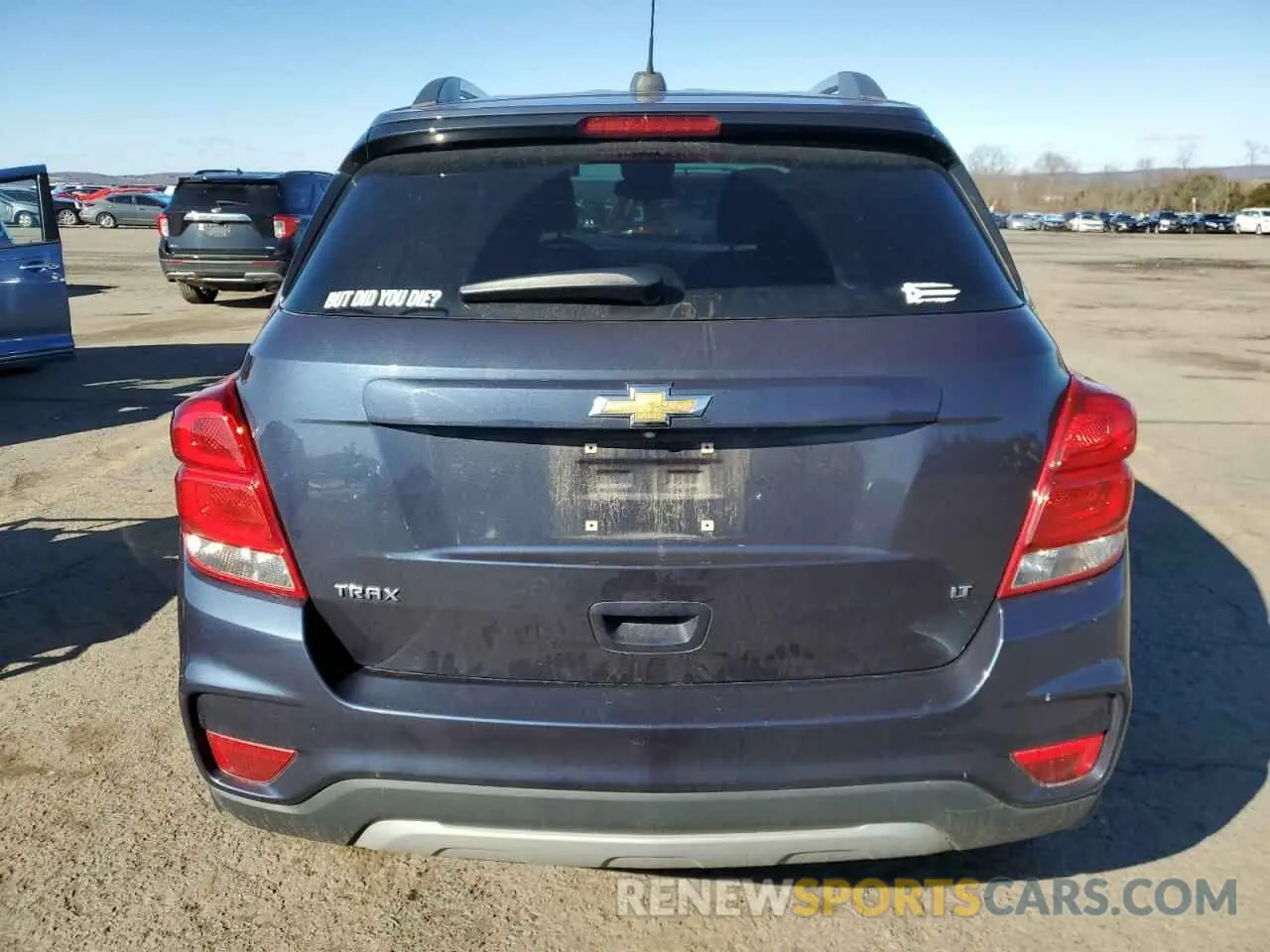 6 Photograph of a damaged car 3GNCJLSB7KL122443 CHEVROLET TRAX 2019