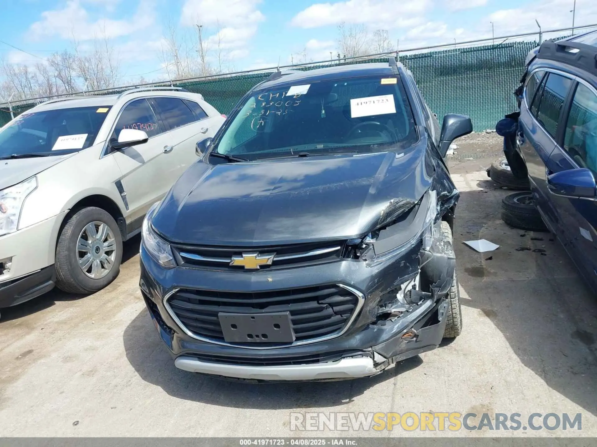 12 Photograph of a damaged car 3GNCJLSB7KL257518 CHEVROLET TRAX 2019