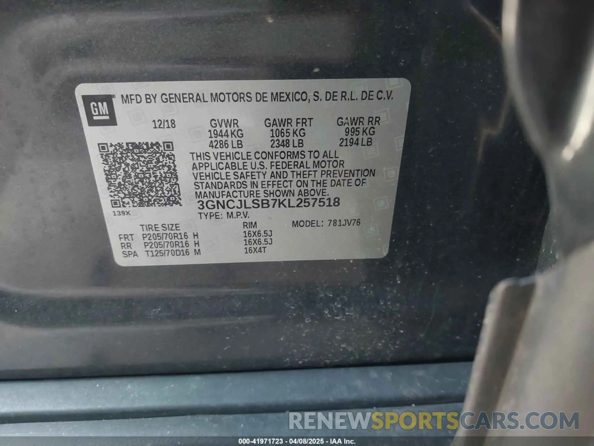 9 Photograph of a damaged car 3GNCJLSB7KL257518 CHEVROLET TRAX 2019