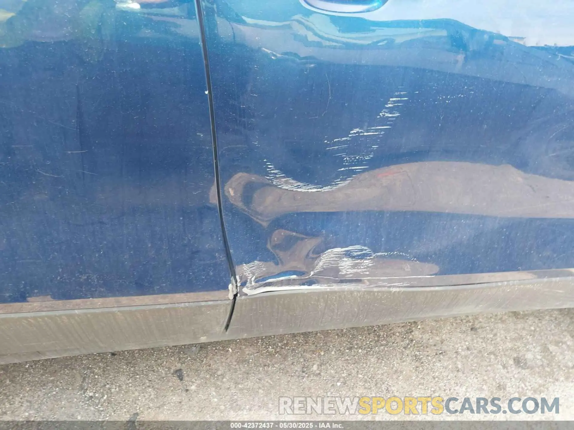 17 Photograph of a damaged car 3GNCJLSB7KL287599 CHEVROLET TRAX 2019