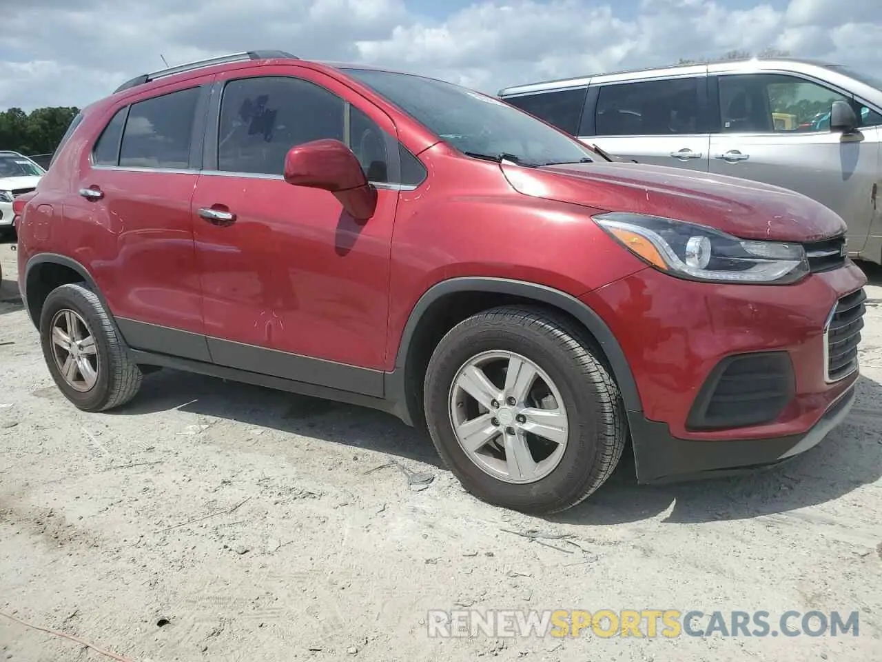 4 Photograph of a damaged car 3GNCJLSB7KL379831 CHEVROLET TRAX 2019
