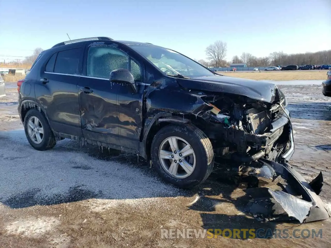 4 Photograph of a damaged car 3GNCJLSB8KL182862 CHEVROLET TRAX 2019
