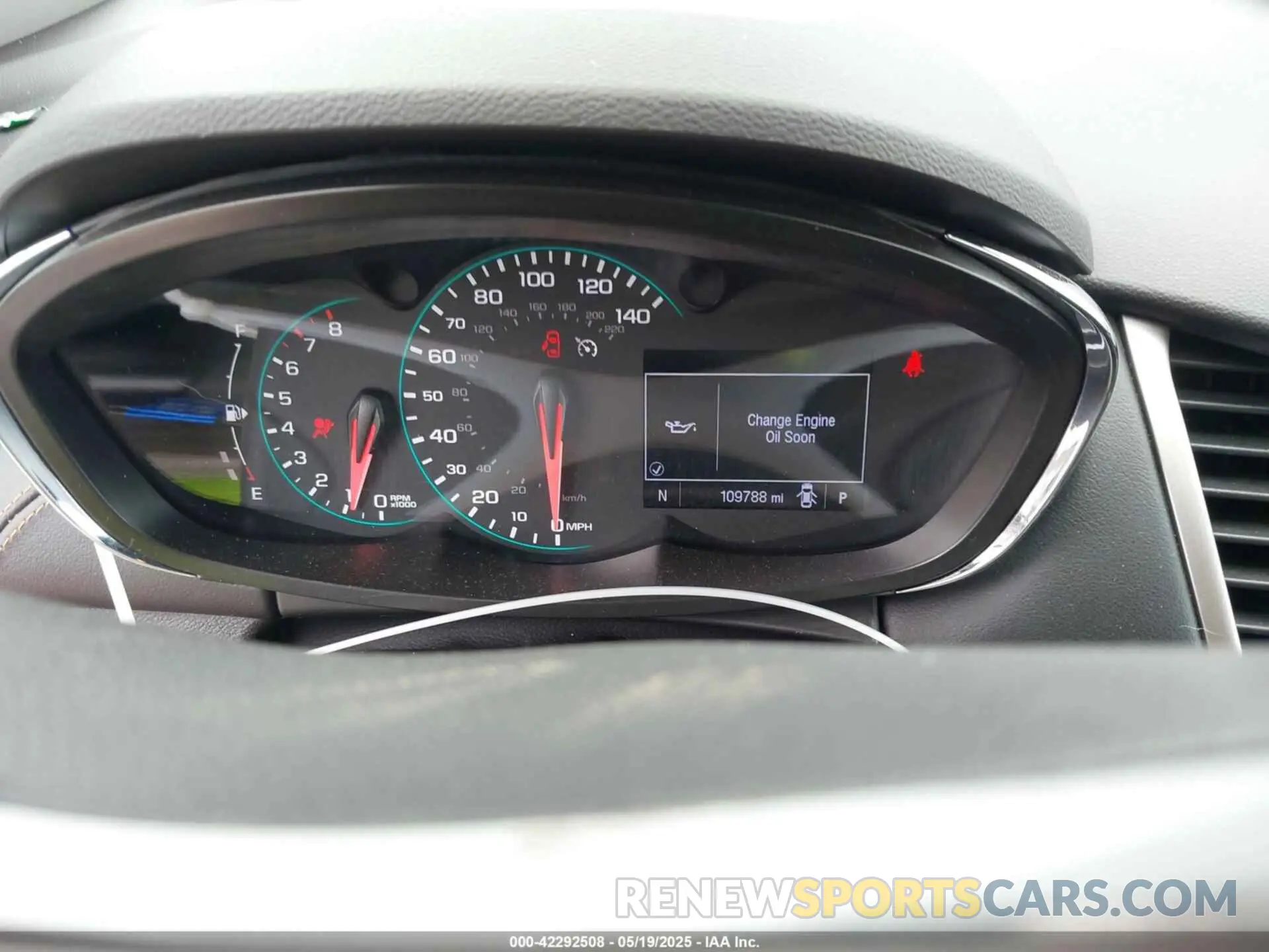 7 Photograph of a damaged car 3GNCJLSB8KL213334 CHEVROLET TRAX 2019