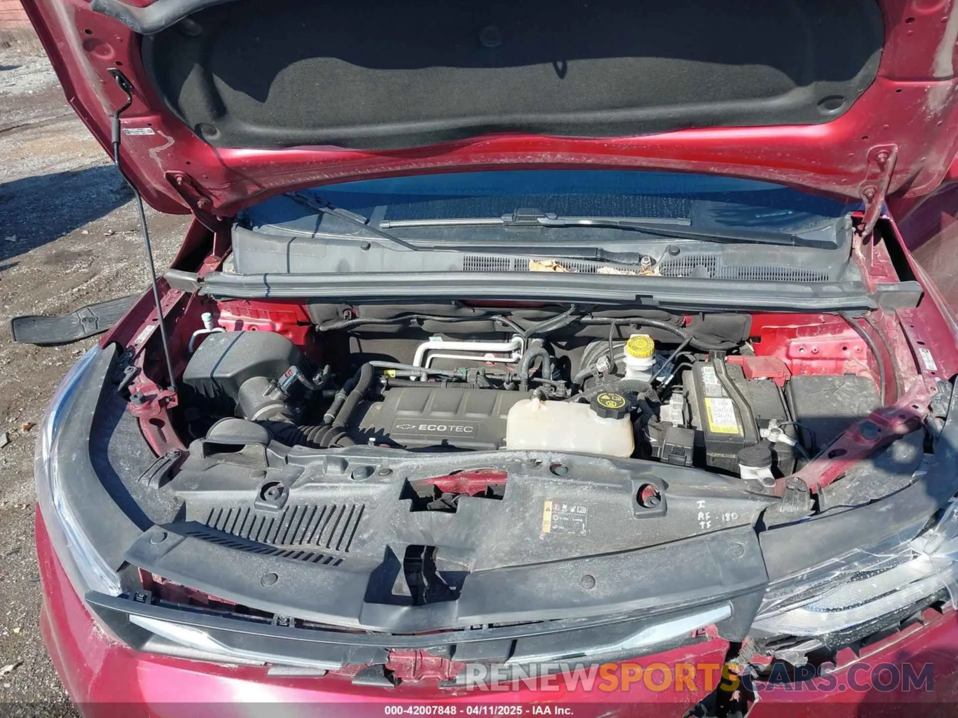 10 Photograph of a damaged car 3GNCJLSB8KL338057 CHEVROLET TRAX 2019