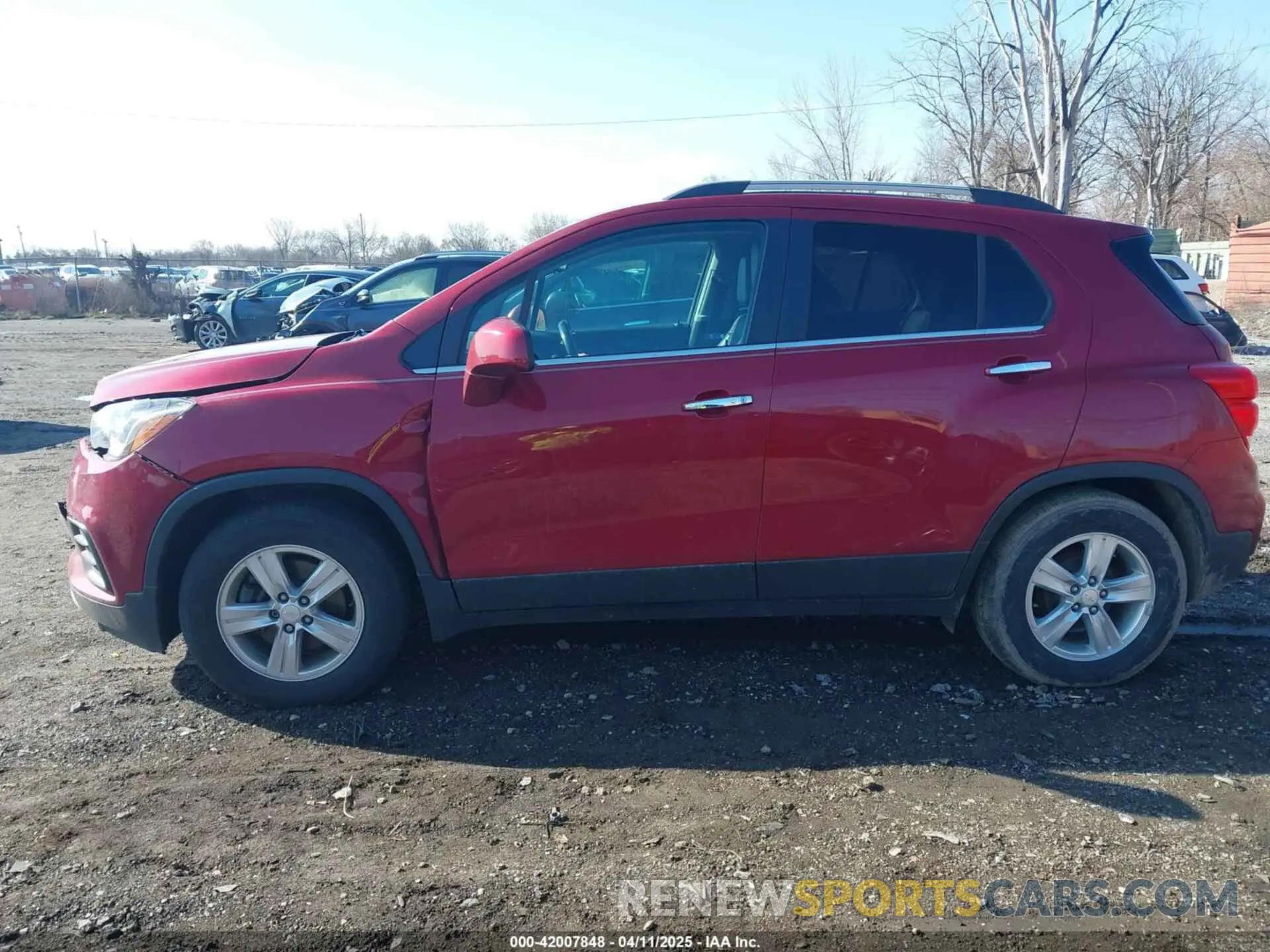 14 Photograph of a damaged car 3GNCJLSB8KL338057 CHEVROLET TRAX 2019