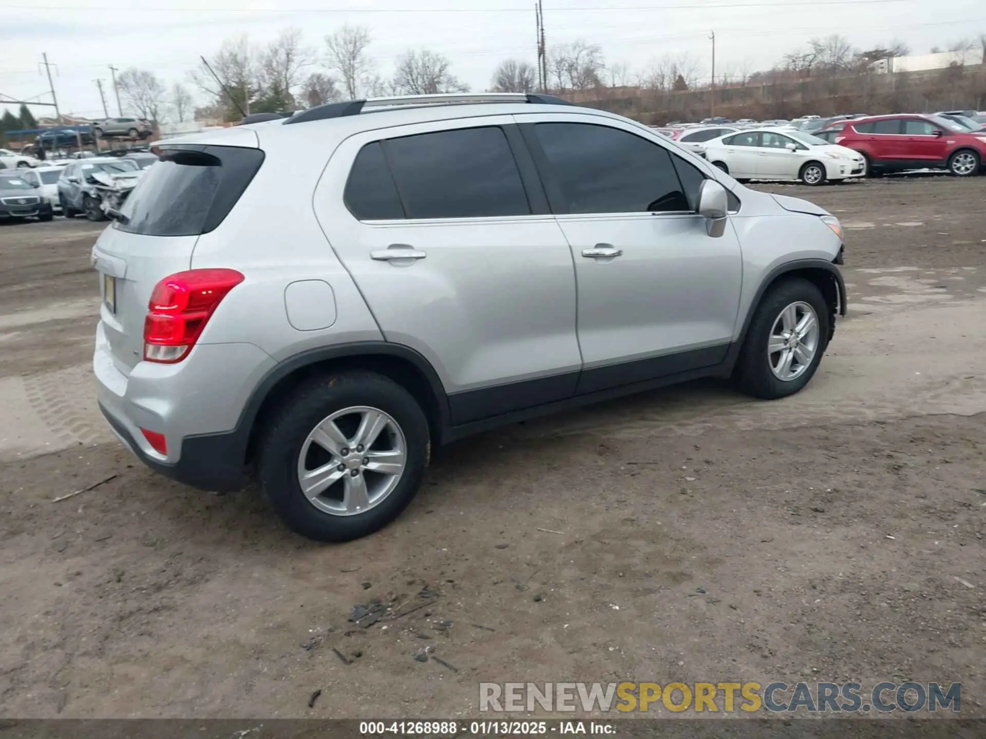 4 Photograph of a damaged car 3GNCJLSB9KL243295 CHEVROLET TRAX 2019