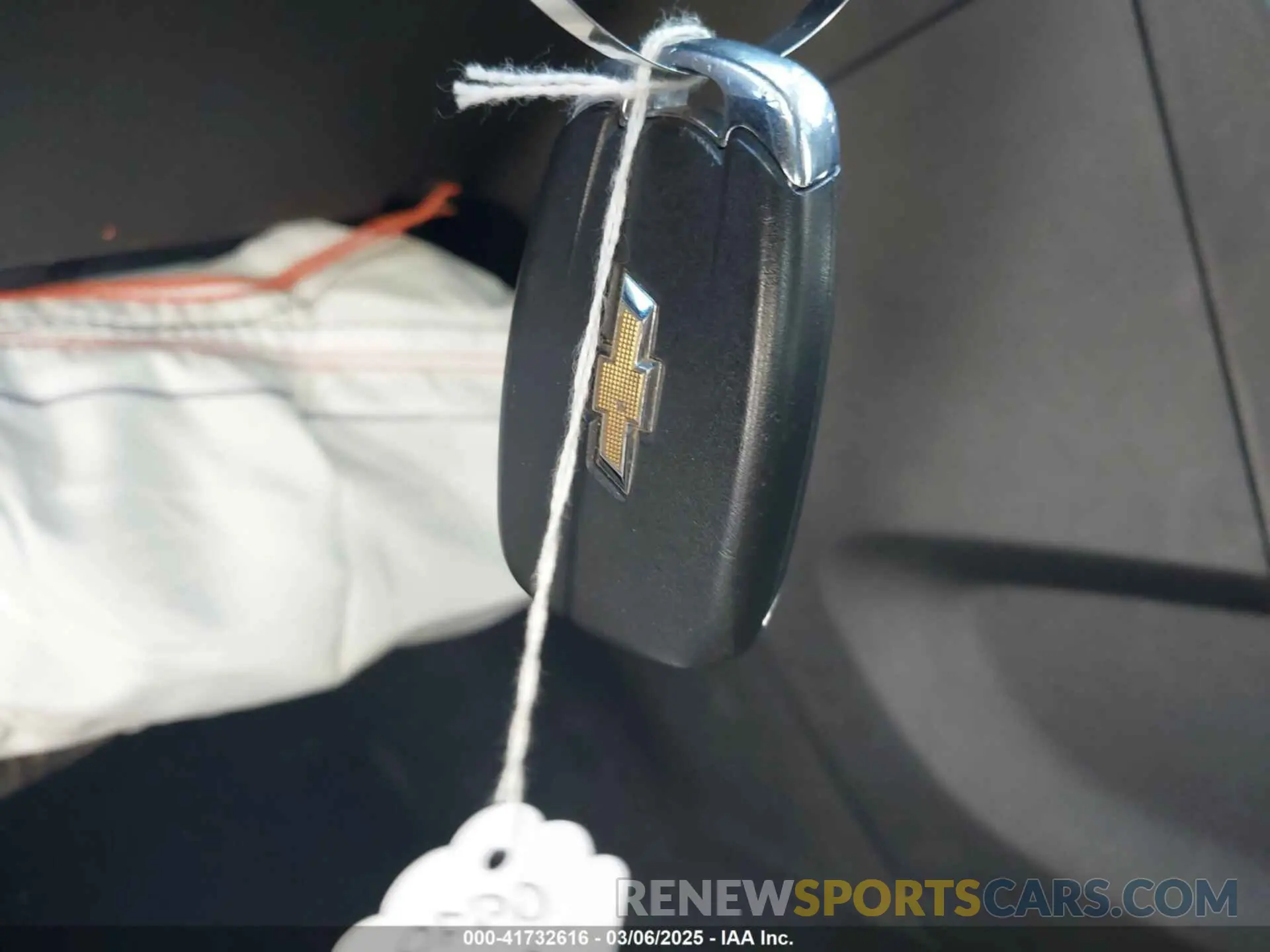11 Photograph of a damaged car 3GNCJLSB9KL279780 CHEVROLET TRAX 2019