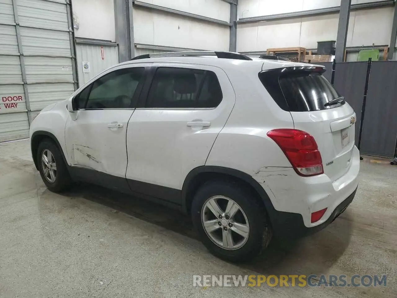 2 Photograph of a damaged car 3GNCJLSB9KL337208 CHEVROLET TRAX 2019