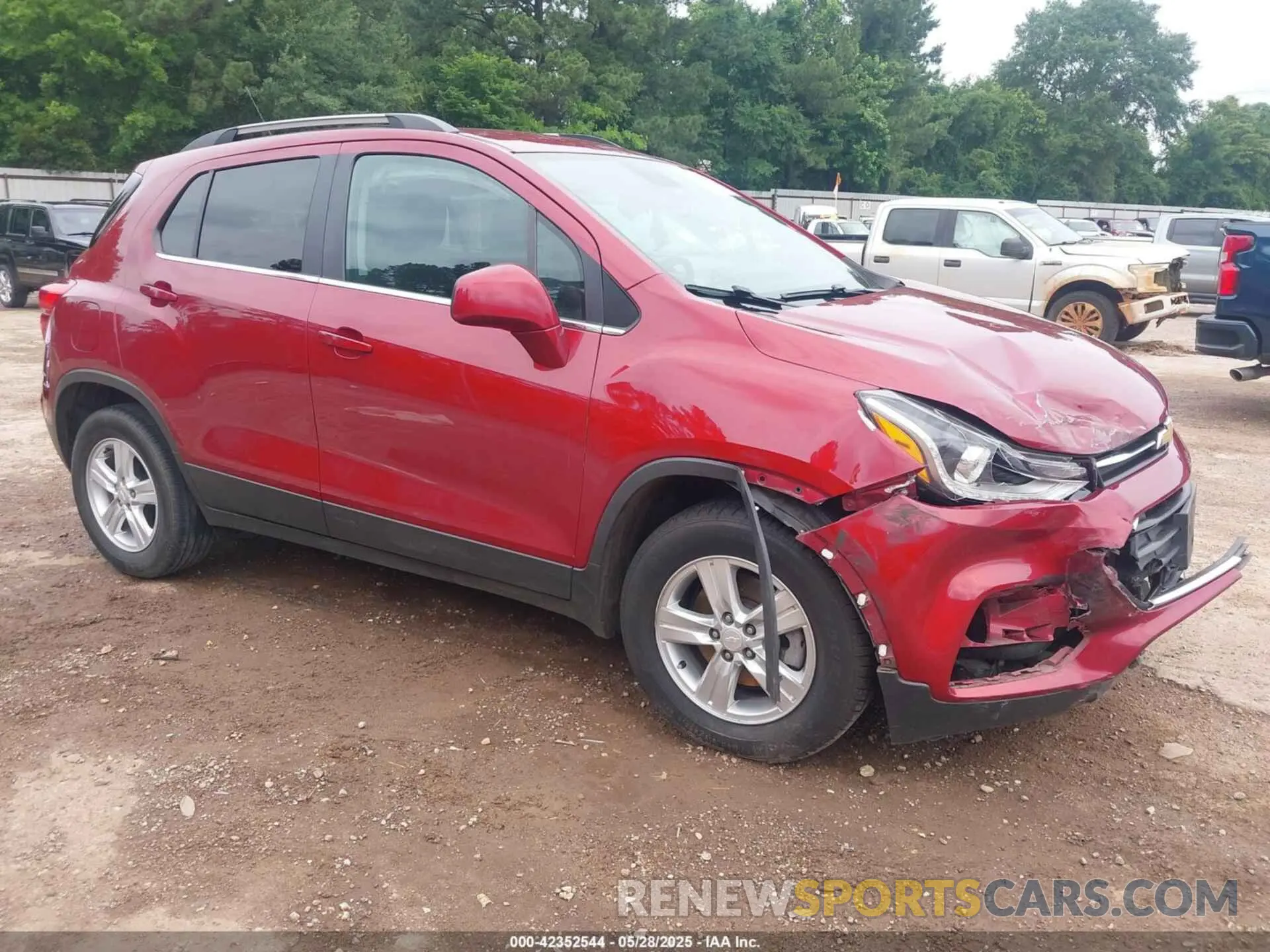 1 Photograph of a damaged car 3GNCJLSBXKL207325 CHEVROLET TRAX 2019