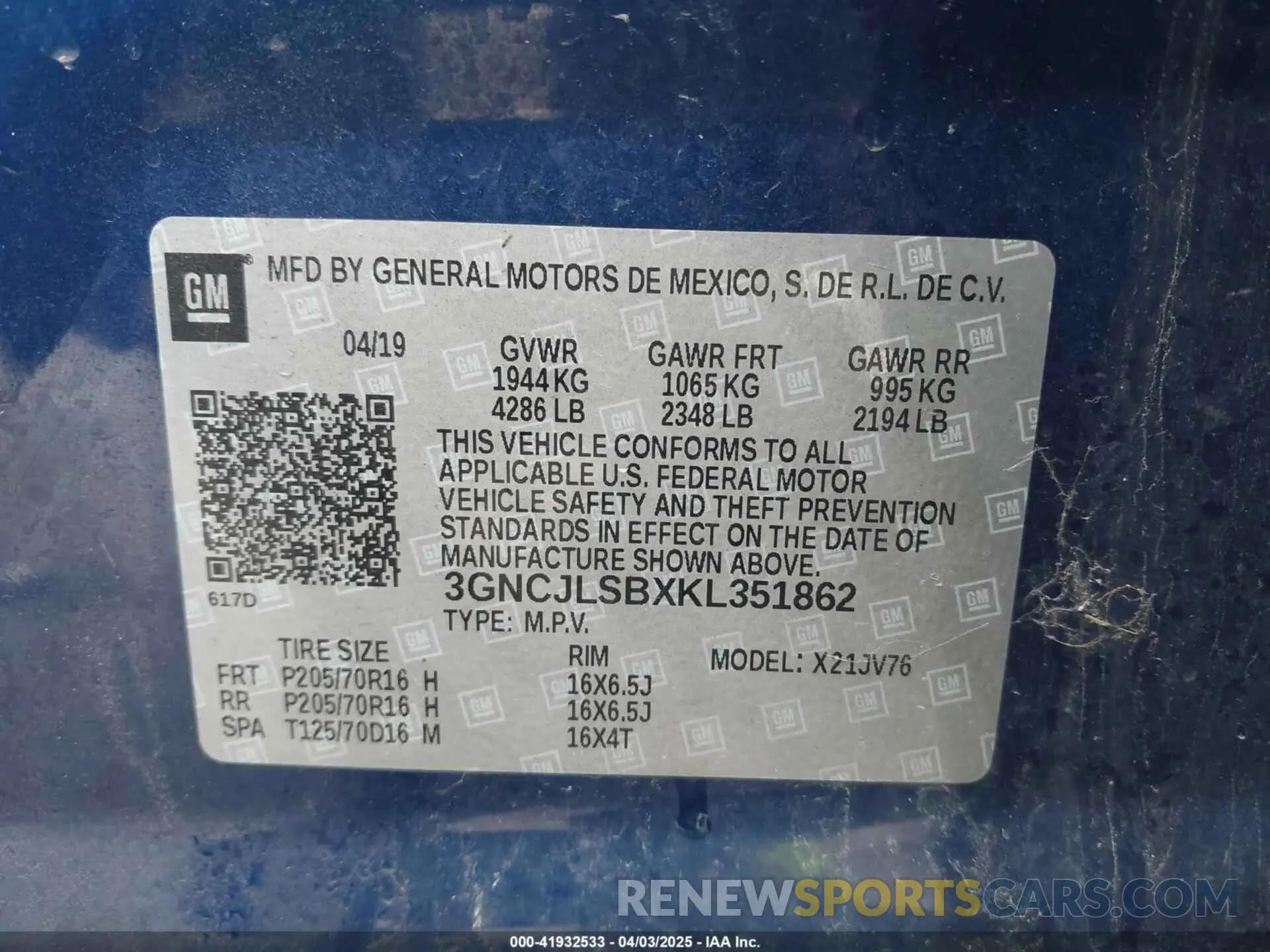 9 Photograph of a damaged car 3GNCJLSBXKL351862 CHEVROLET TRAX 2019