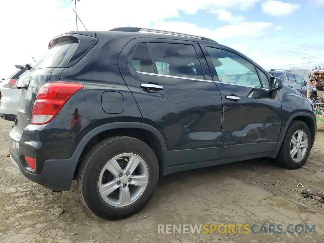 3 Photograph of a damaged car 3GNCJLSBXKL372551 CHEVROLET TRAX 2019