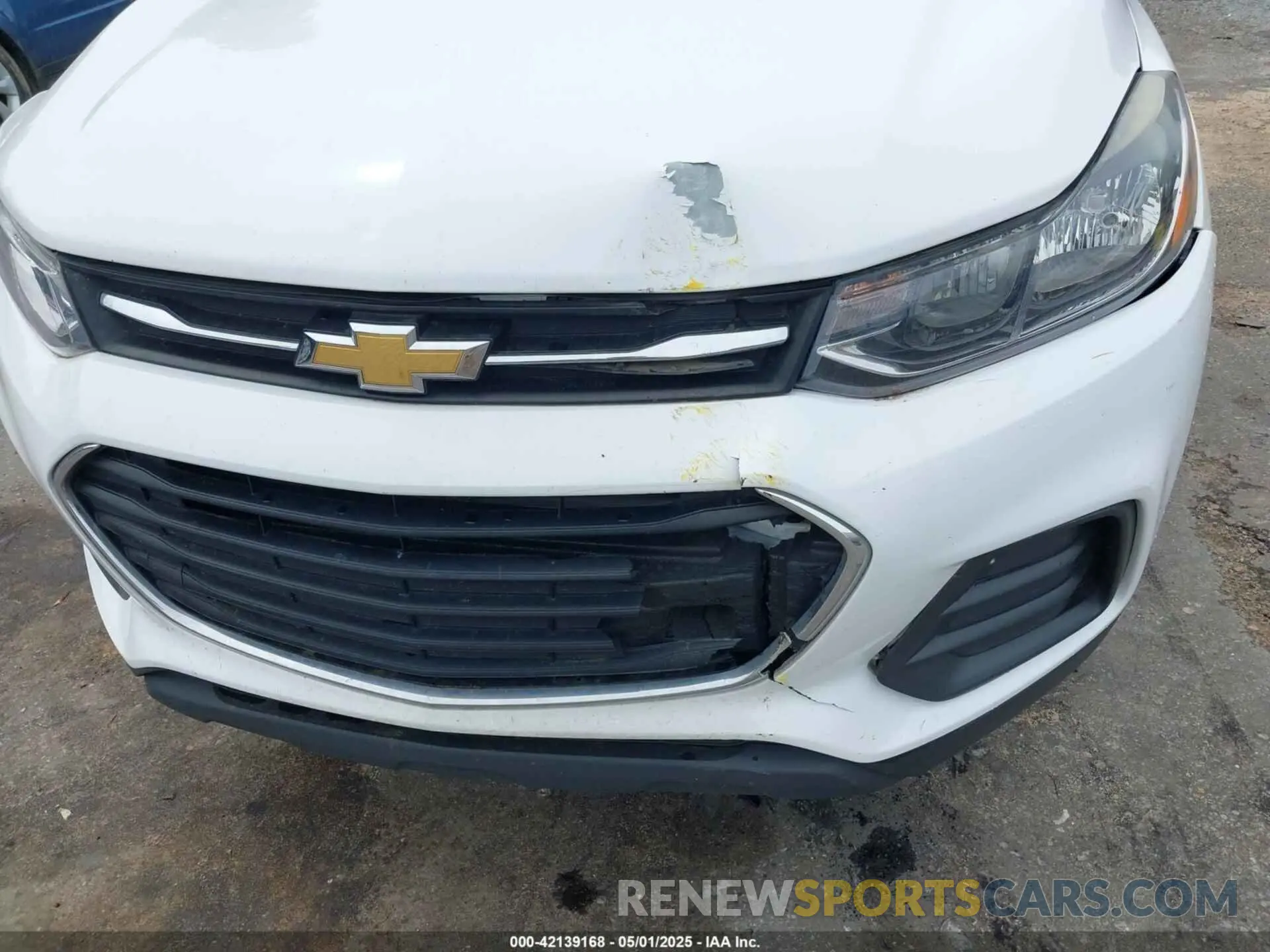 12 Photograph of a damaged car 3GNCJNSB1KL290607 CHEVROLET TRAX 2019