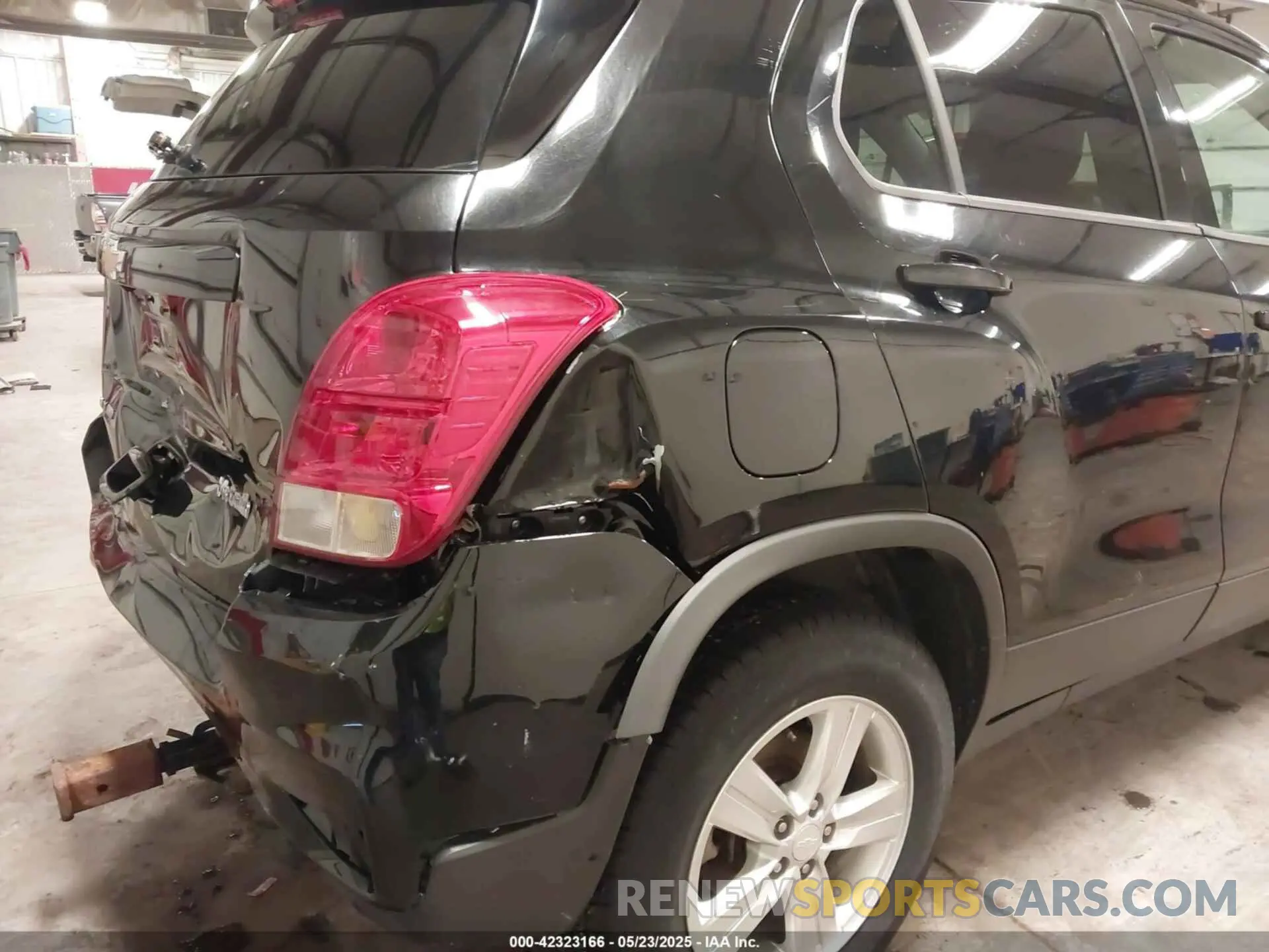 12 Photograph of a damaged car 3GNCJNSB2KL167995 CHEVROLET TRAX 2019