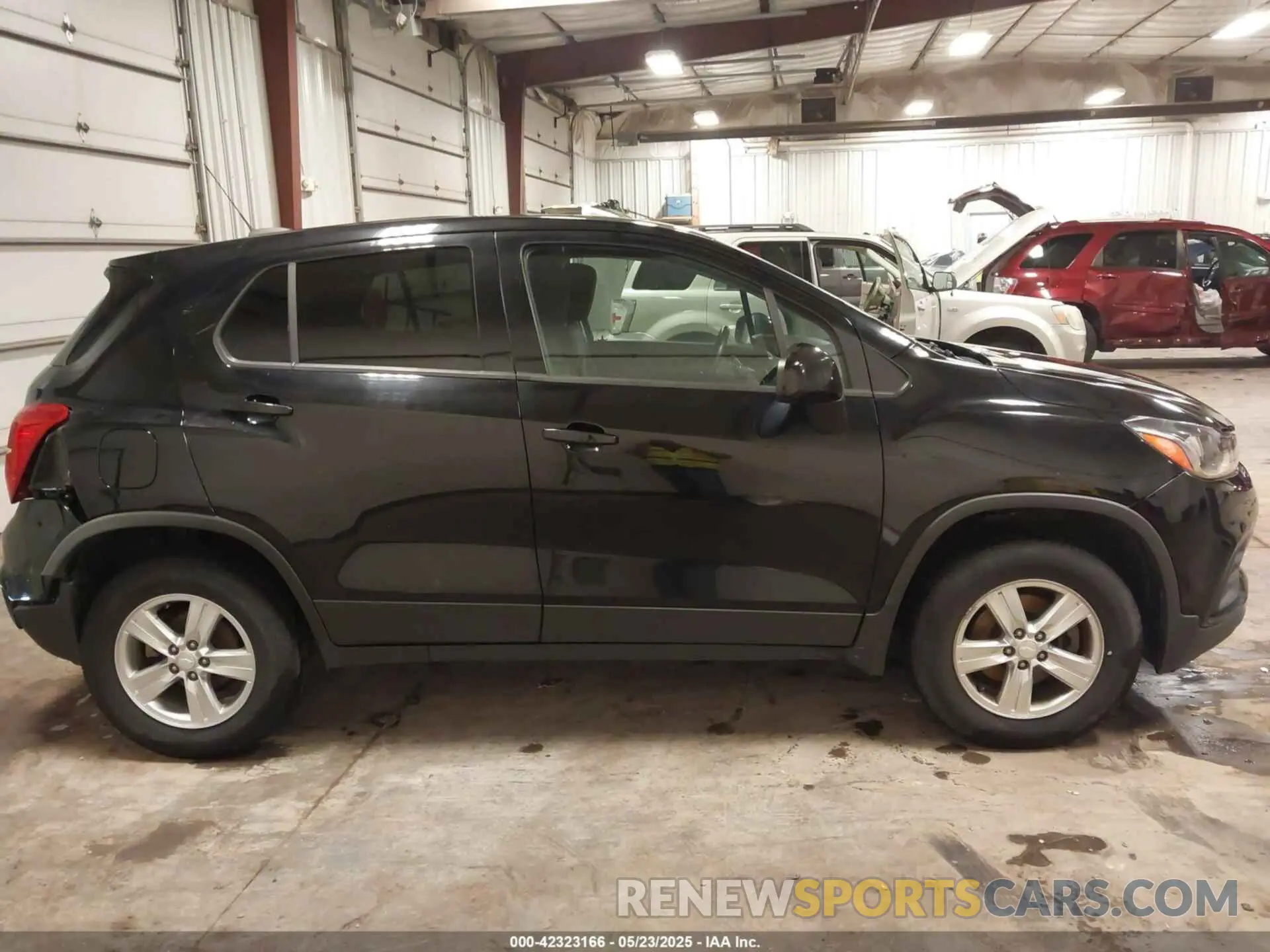 14 Photograph of a damaged car 3GNCJNSB2KL167995 CHEVROLET TRAX 2019